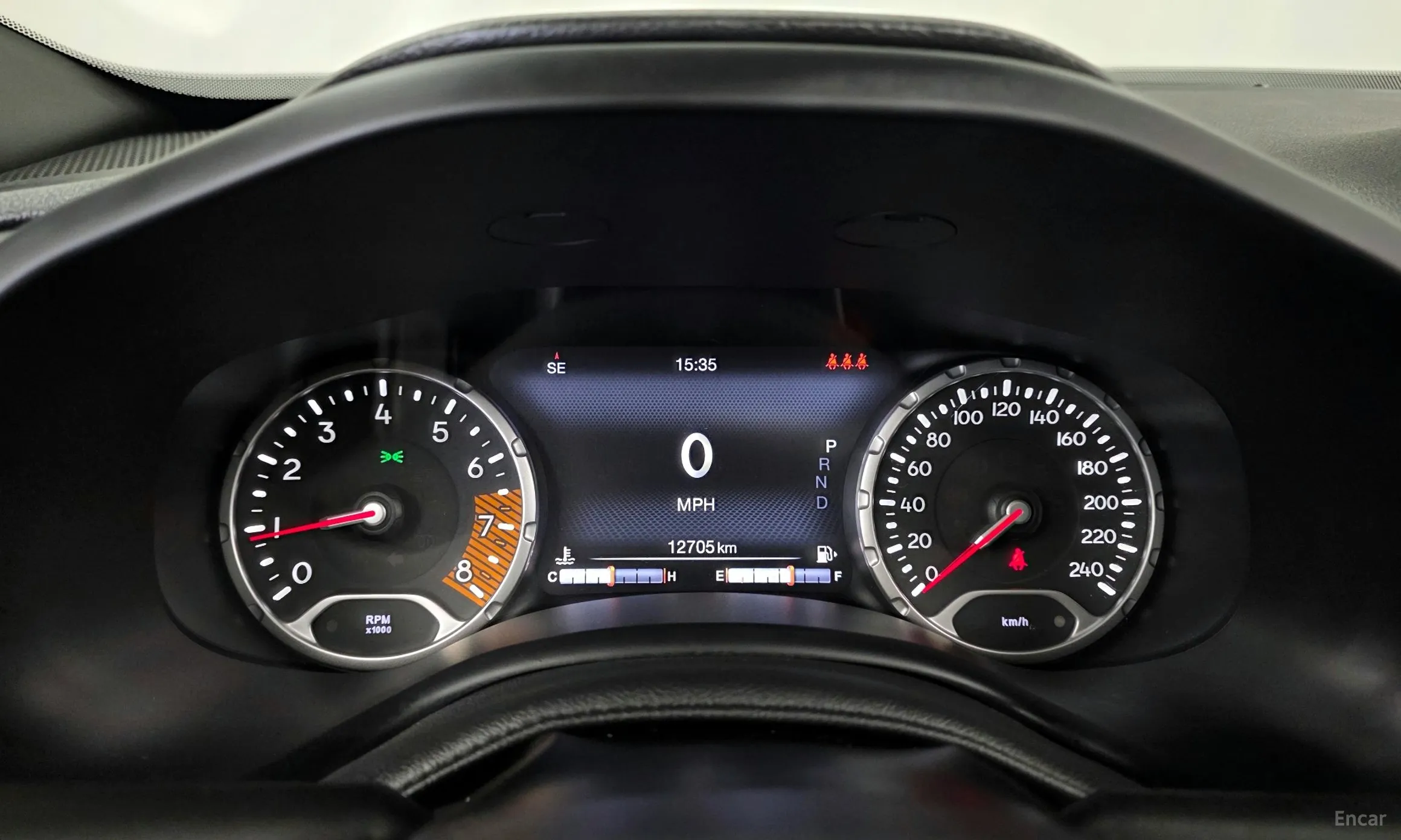 Jeep Renegade превью 8