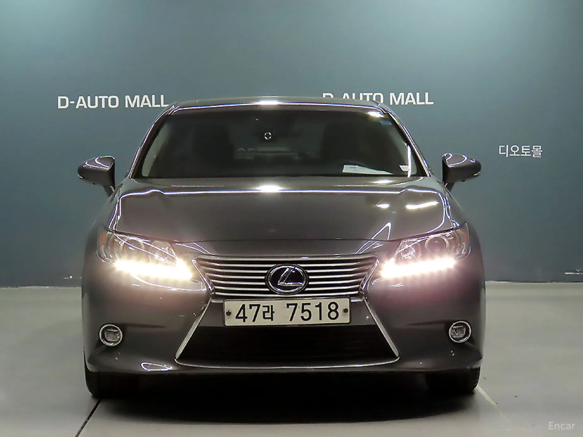 Lexus New ES300h превью 2