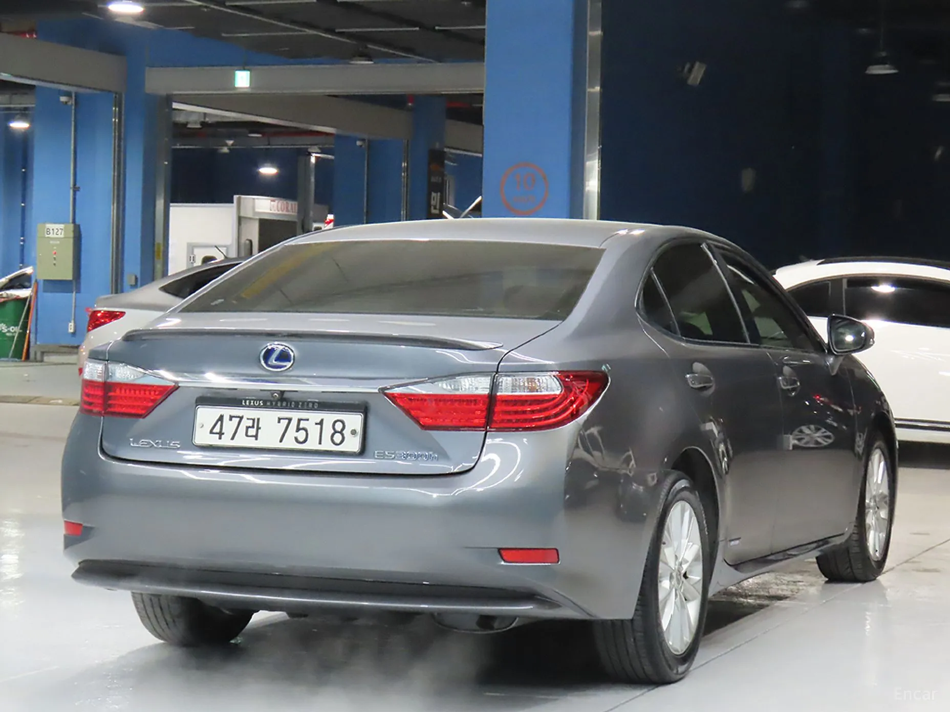 Lexus New ES300h превью 4