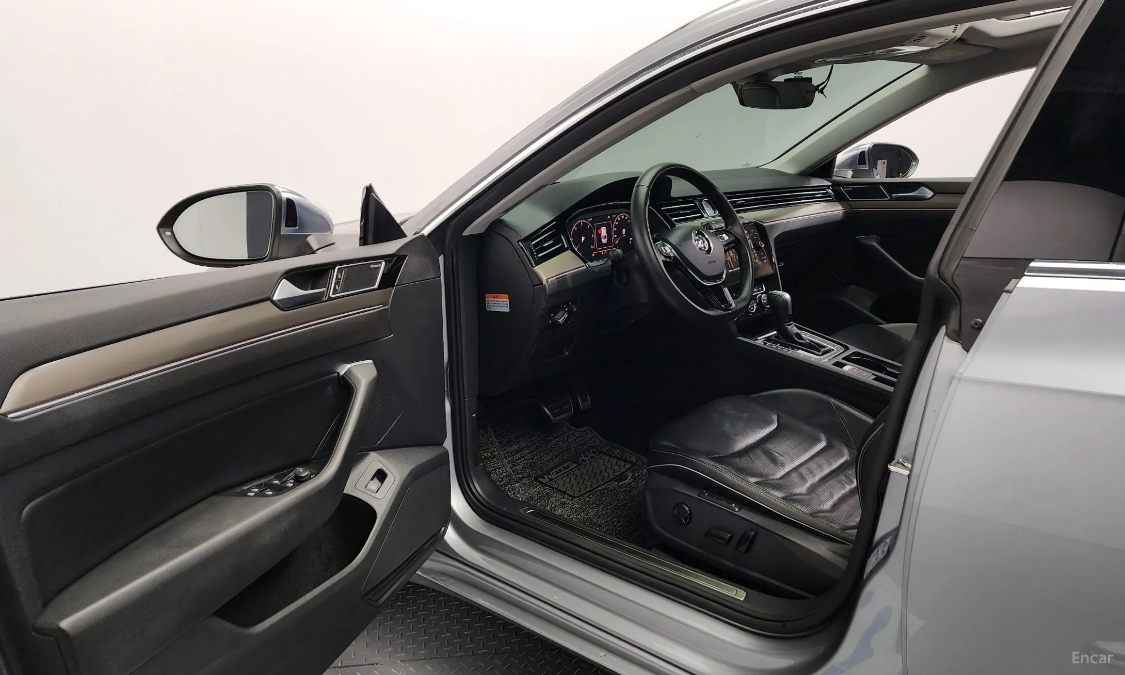 Volkswagen Ateon превью 10