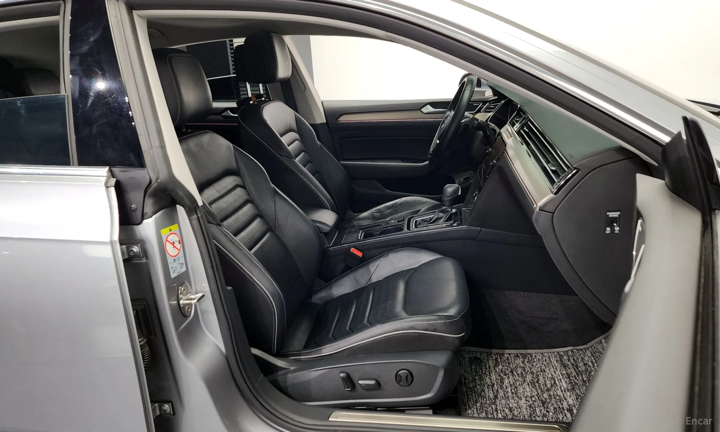 Volkswagen Ateon превью 11