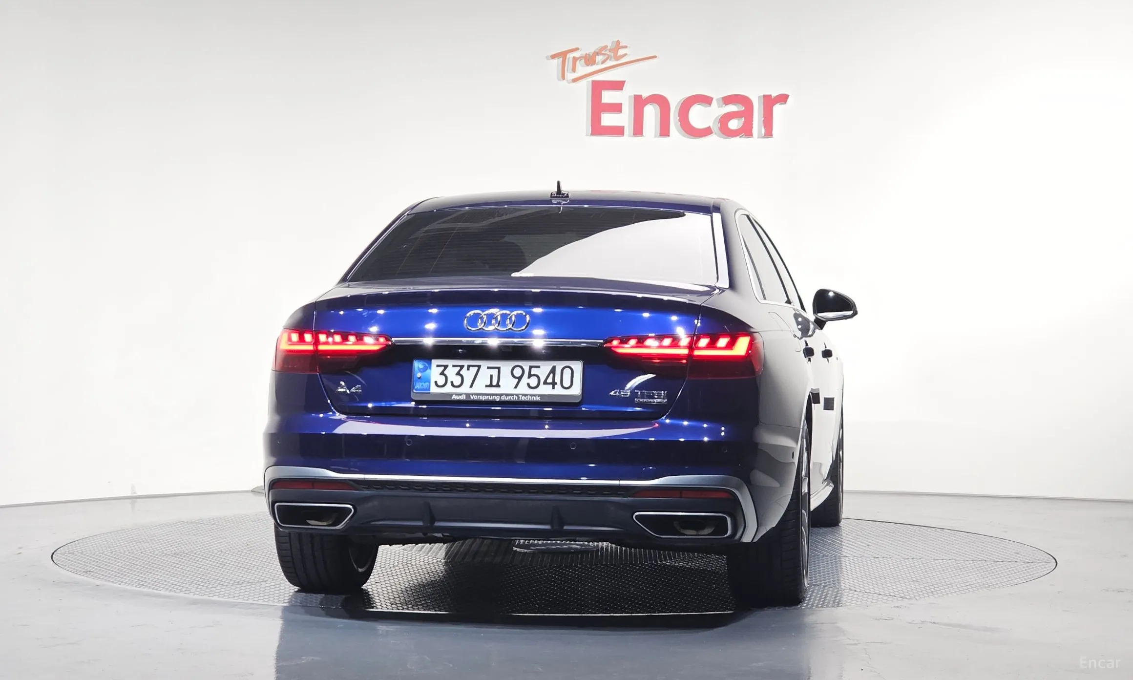 Audi A4 (B9) превью 4