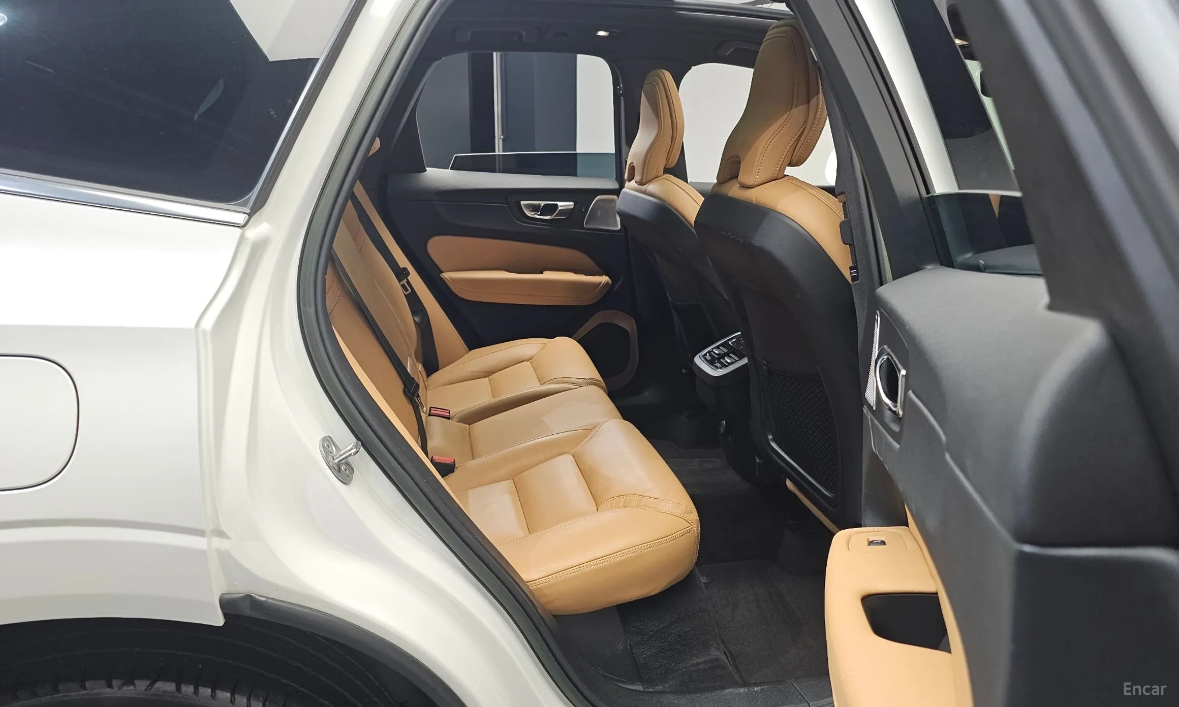 Volvo XC60 Gen 2 превью 12