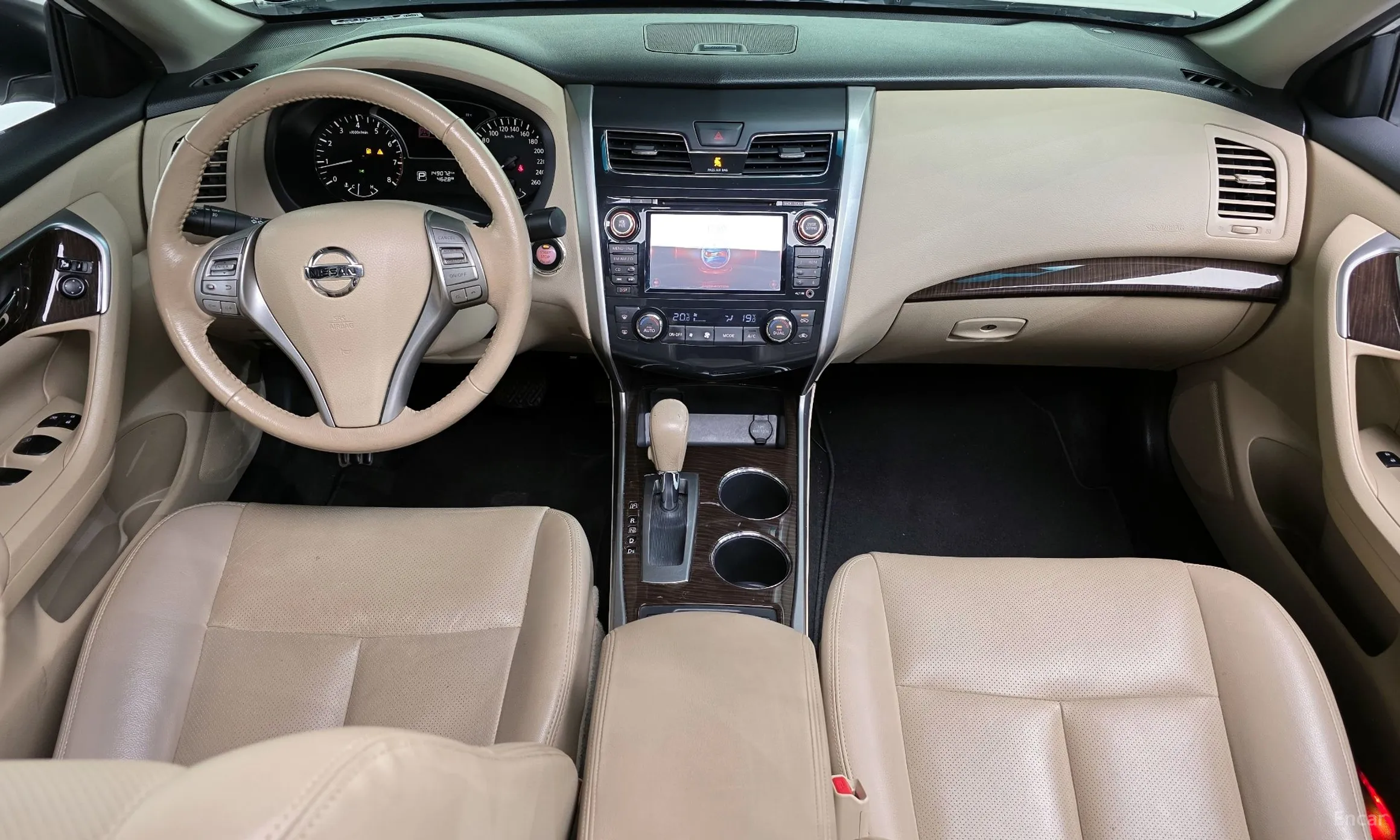 Nissan Altima превью 7