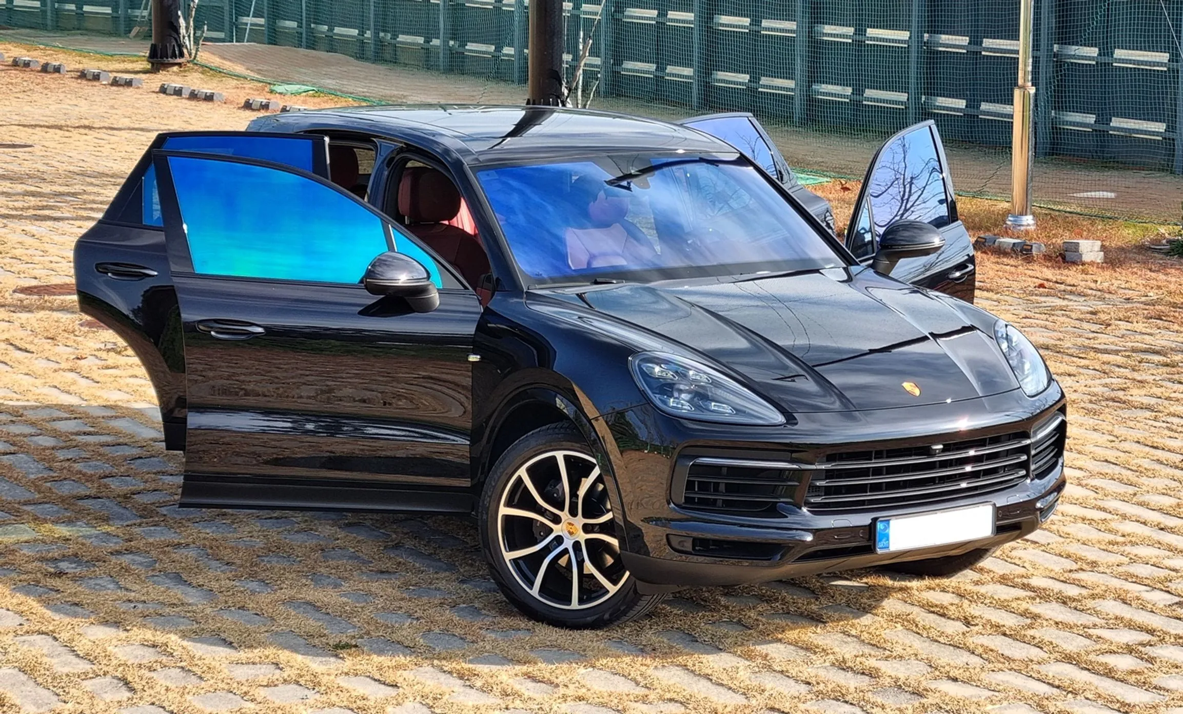 Porsche Cayenne (PO536) превью 4