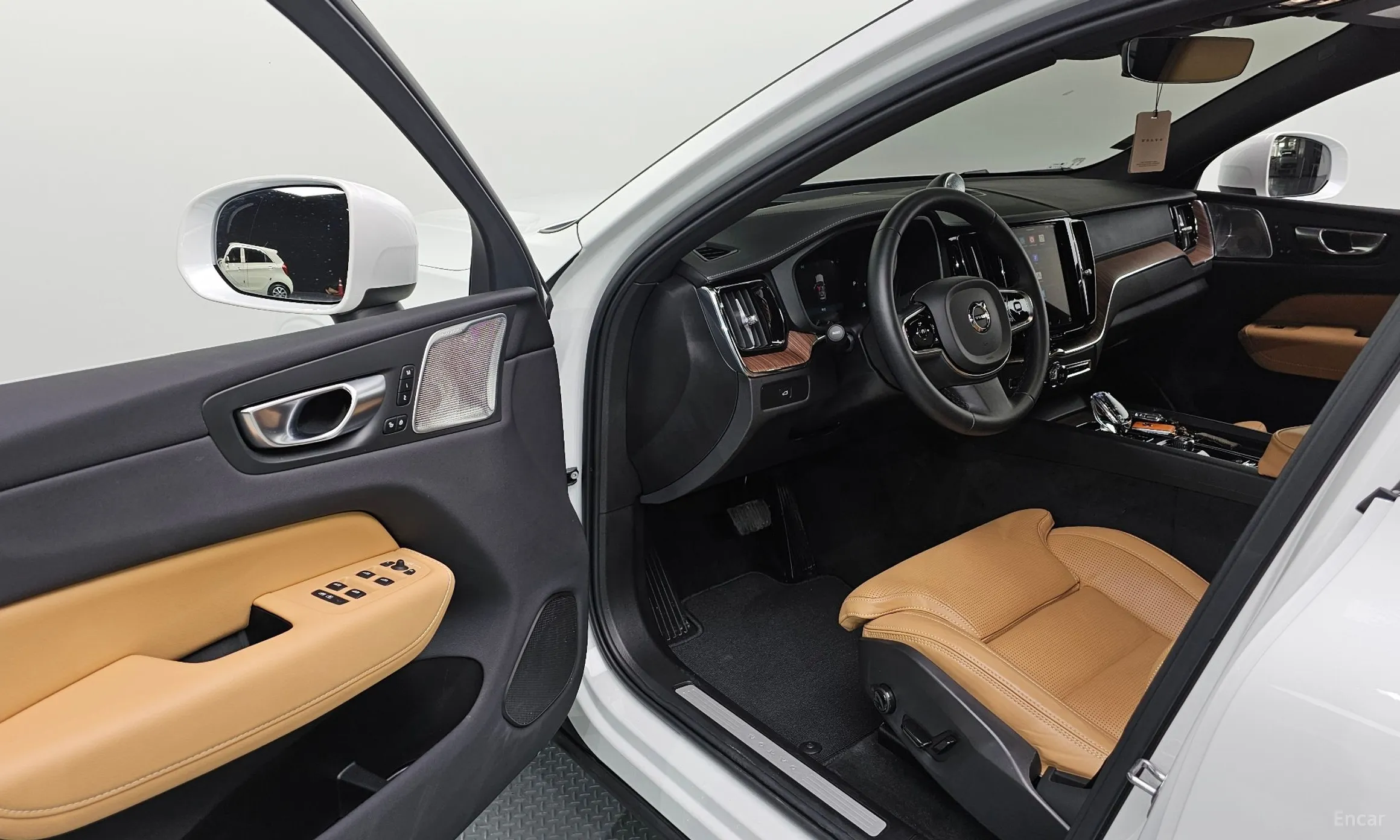 Volvo XC60 Gen 2 превью 10