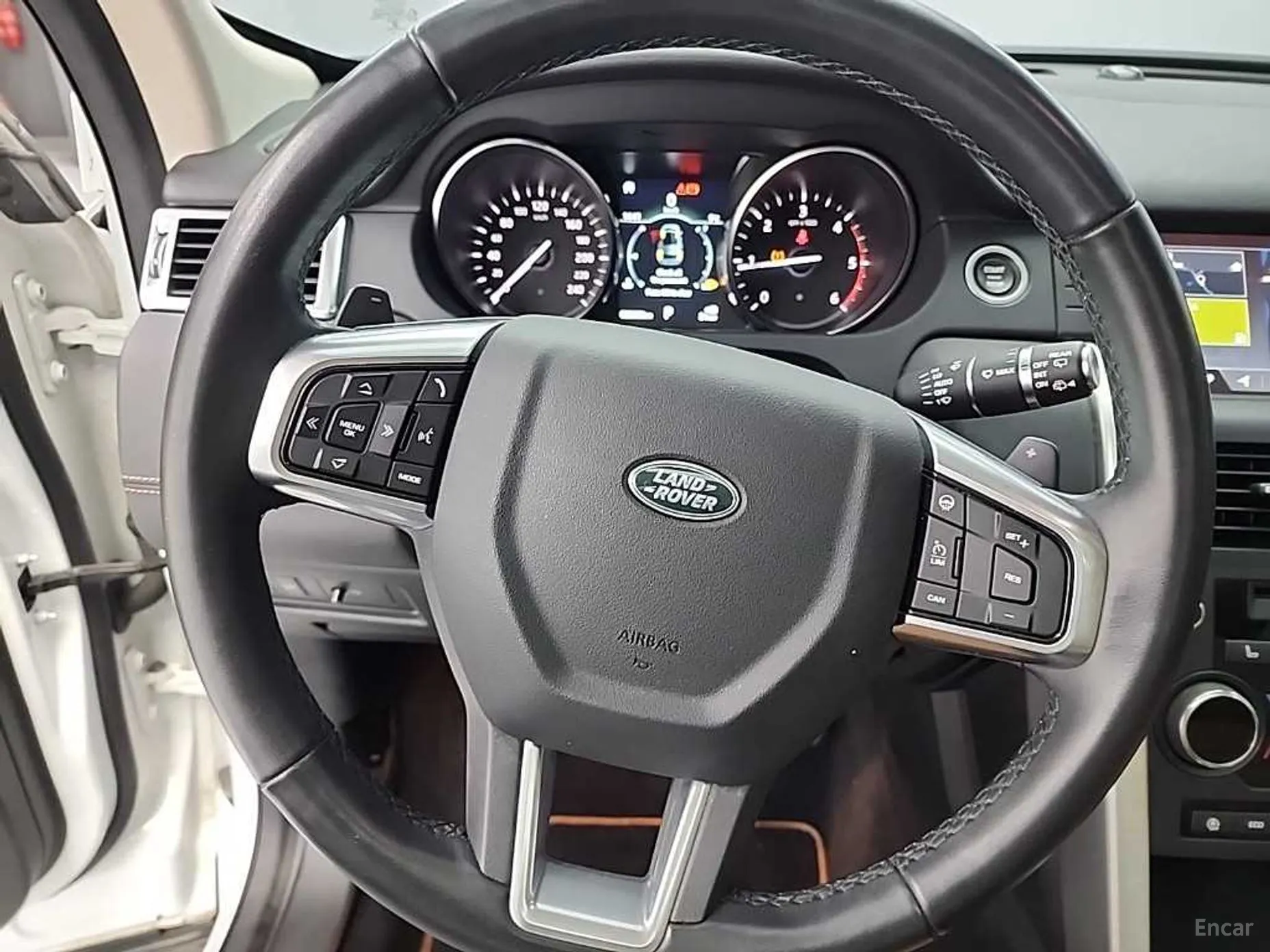 Land Rover Discovery Sports превью 9