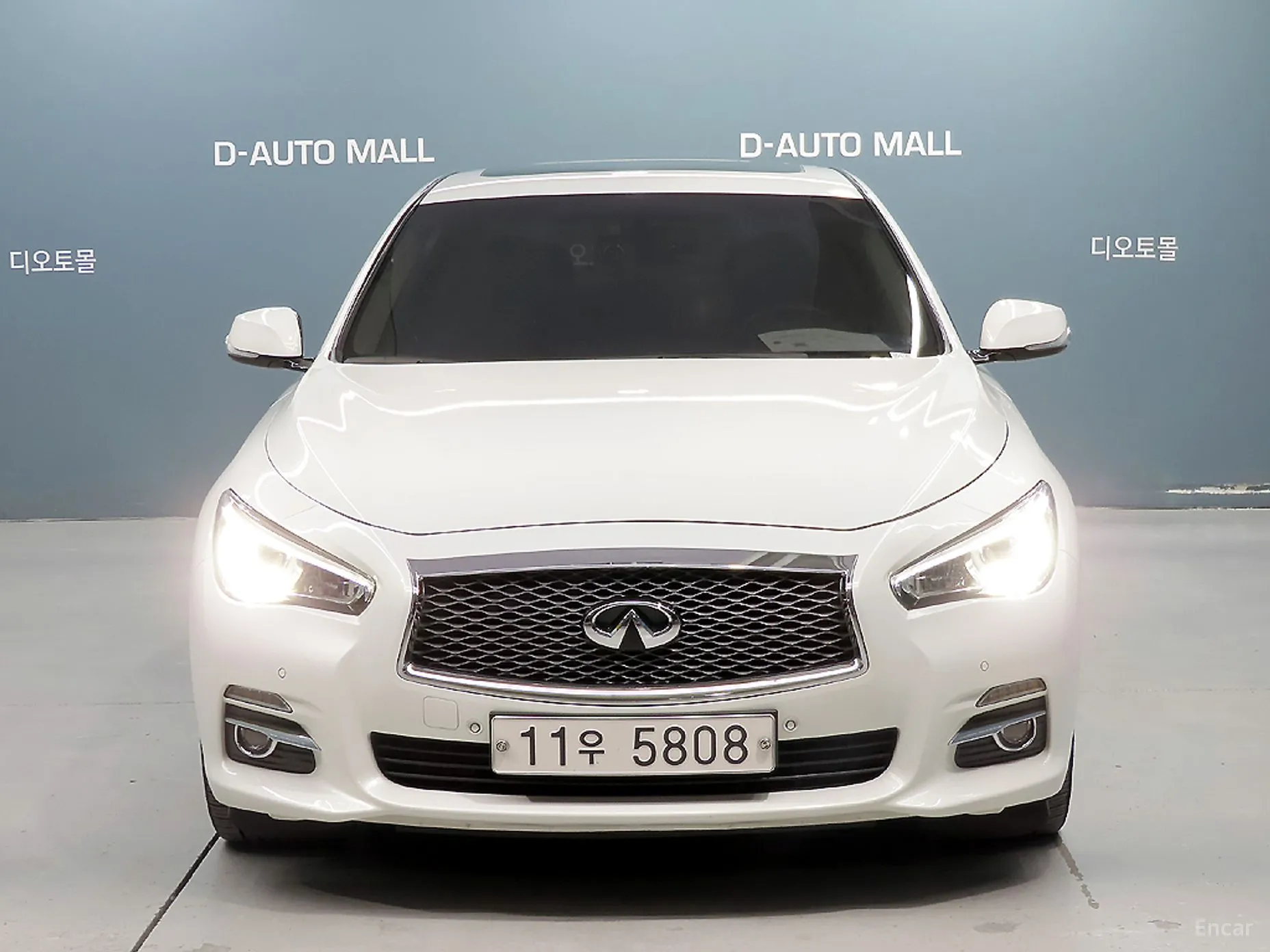 Infiniti Q50