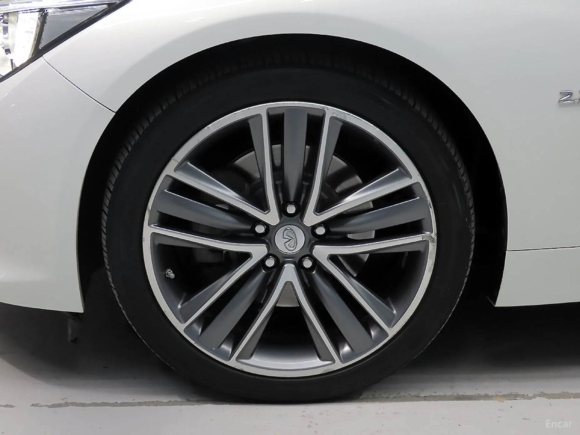 Infiniti Q50 превью 20