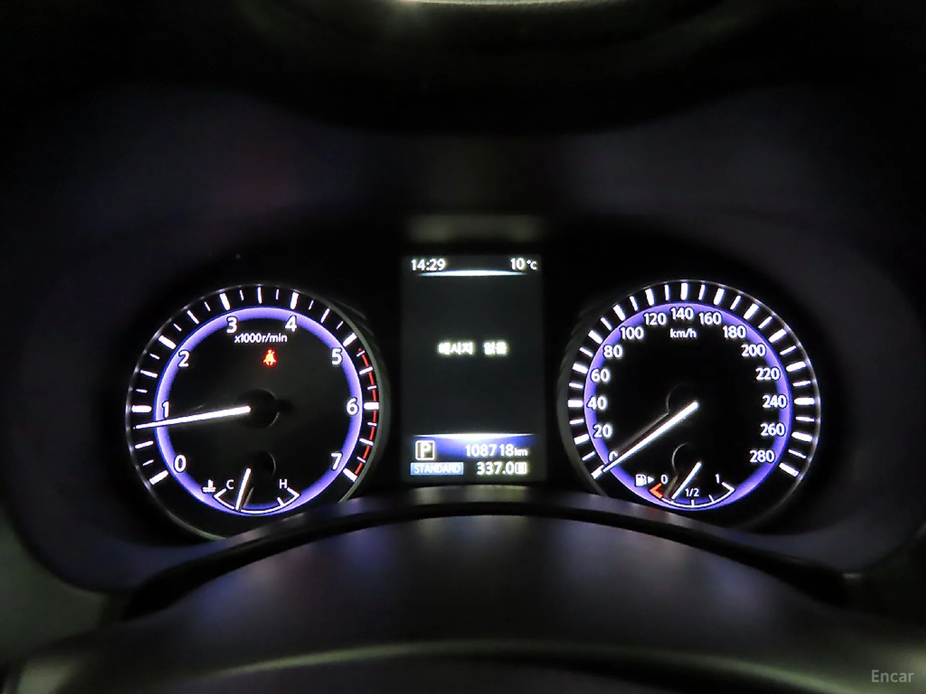 Infiniti Q50 превью 9