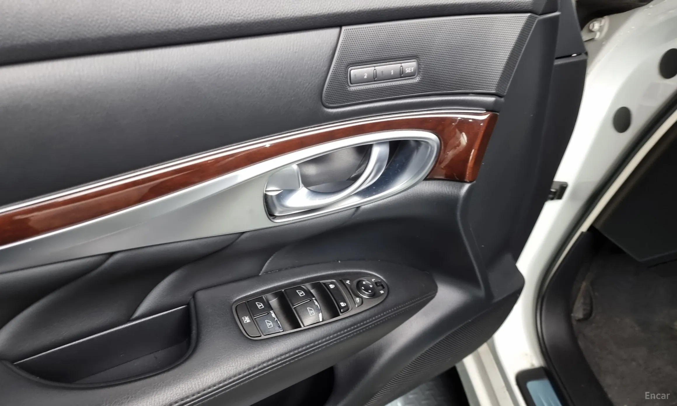Infiniti M37 превью 14