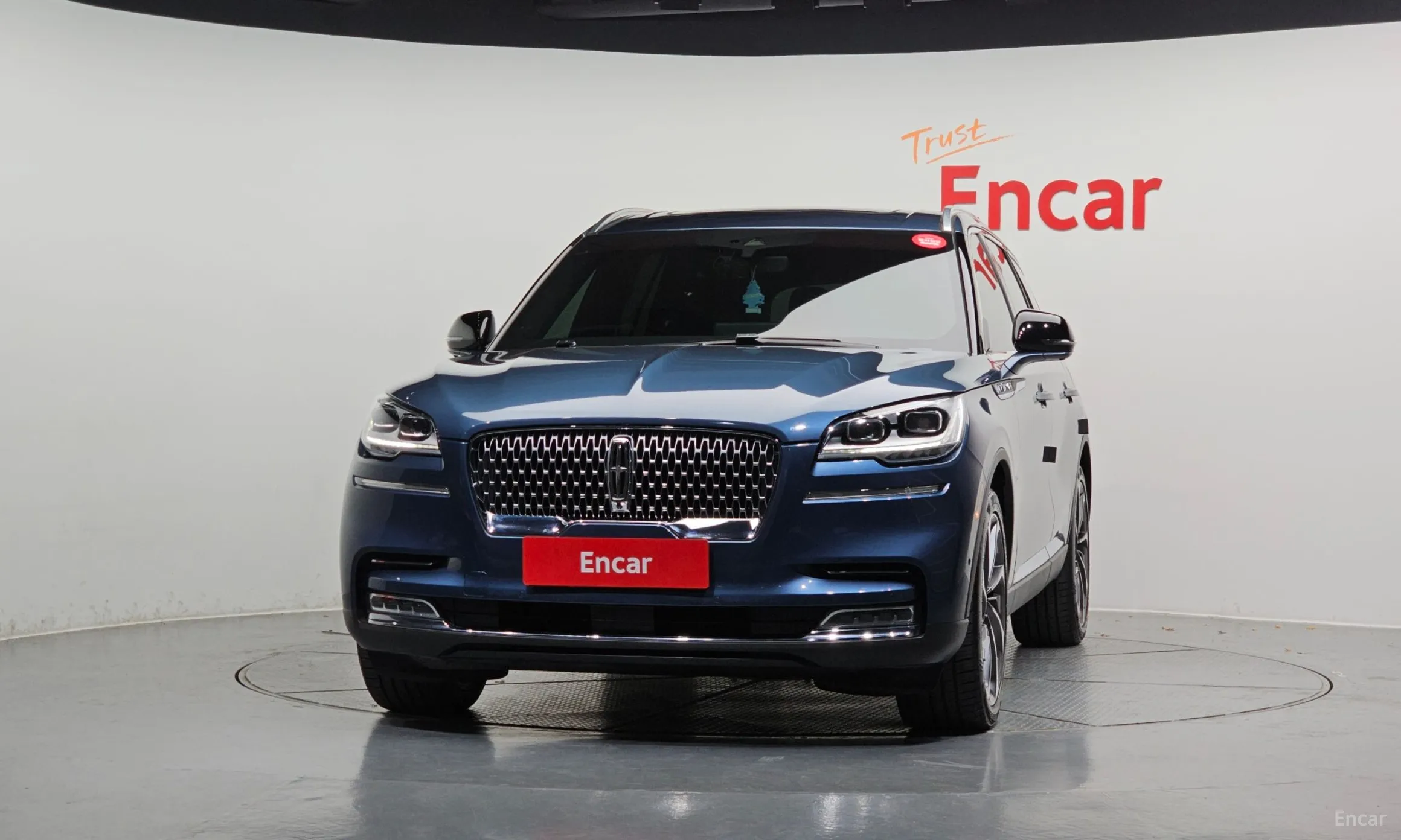 Lincoln Aviator 2nd Generation превью 3