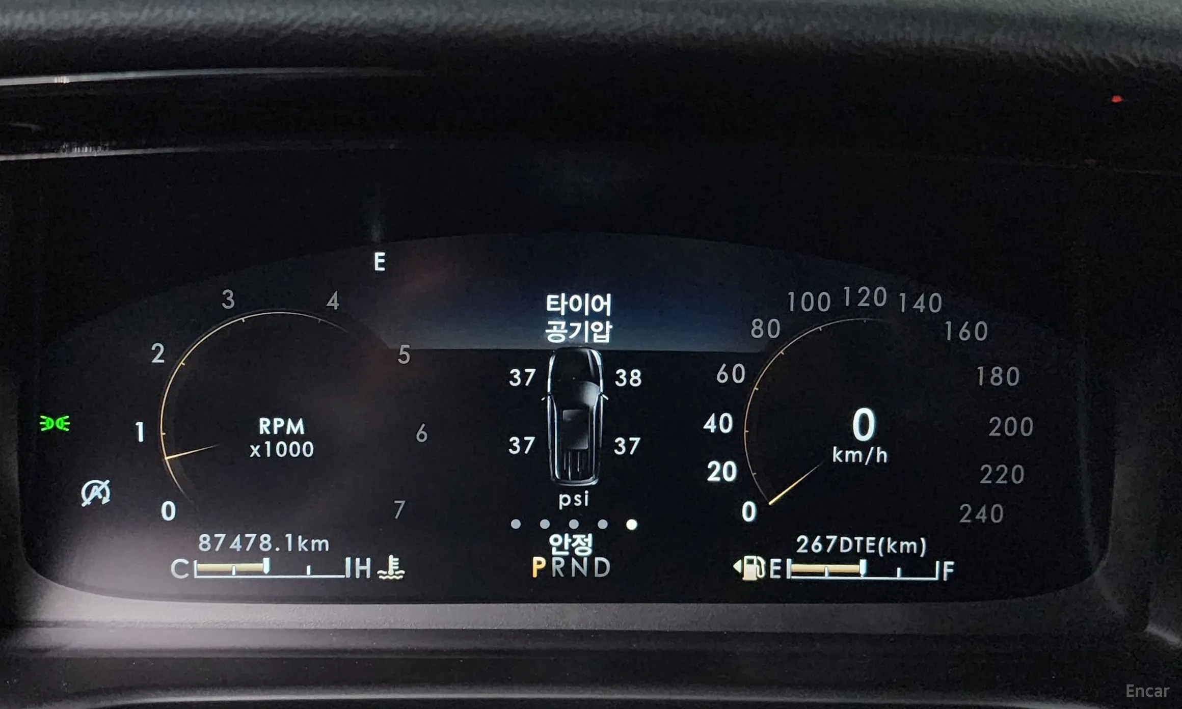Lincoln Aviator 2nd Generation превью 8