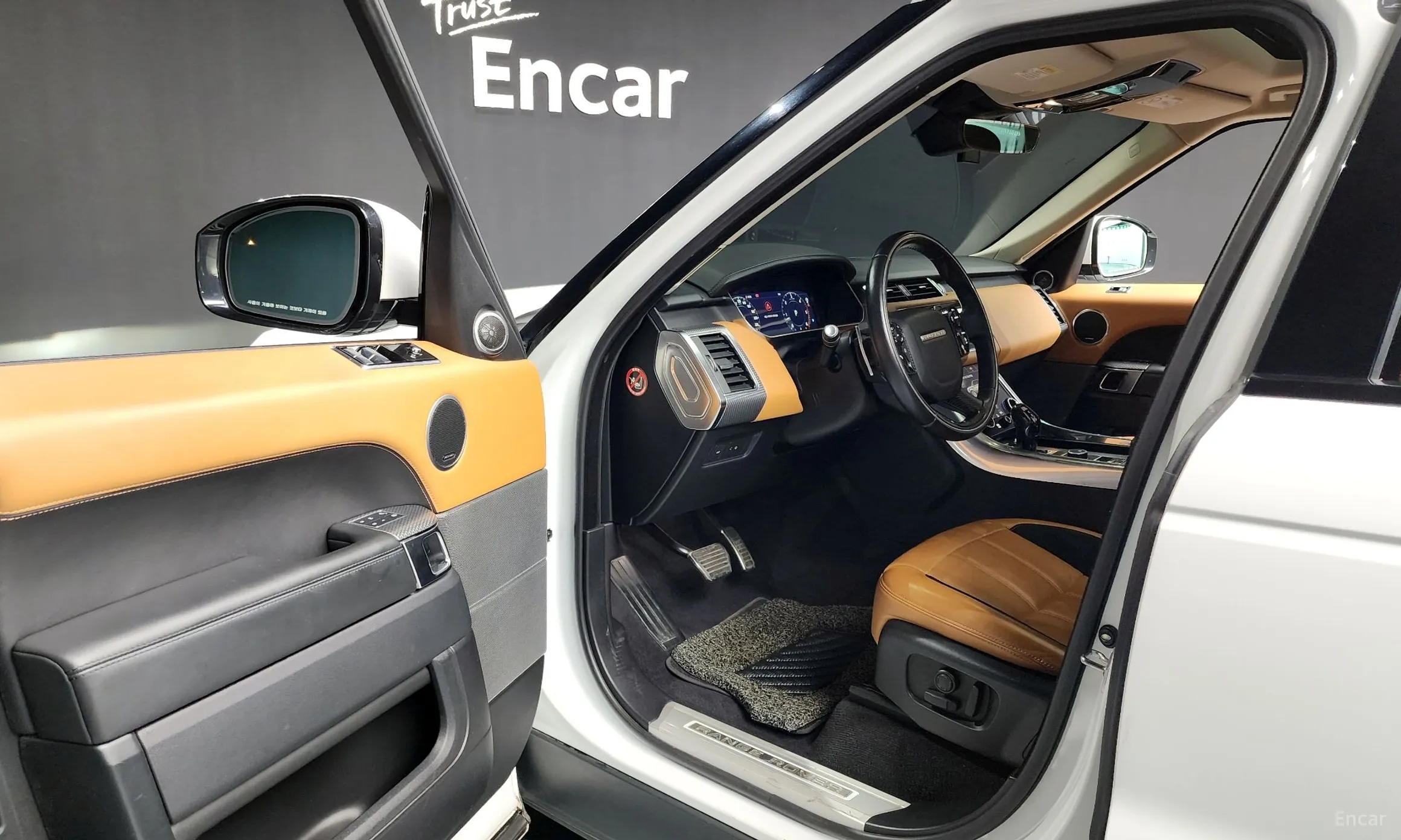 Land Rover Range Rover Sport 2nd Generation превью 10