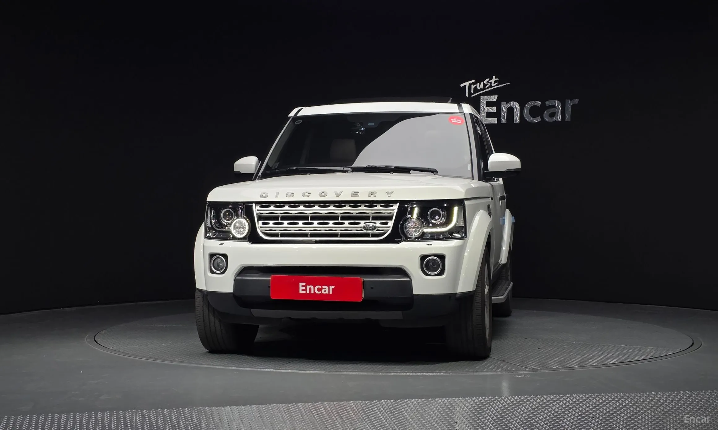 Land Rover Discovery 4 превью 3