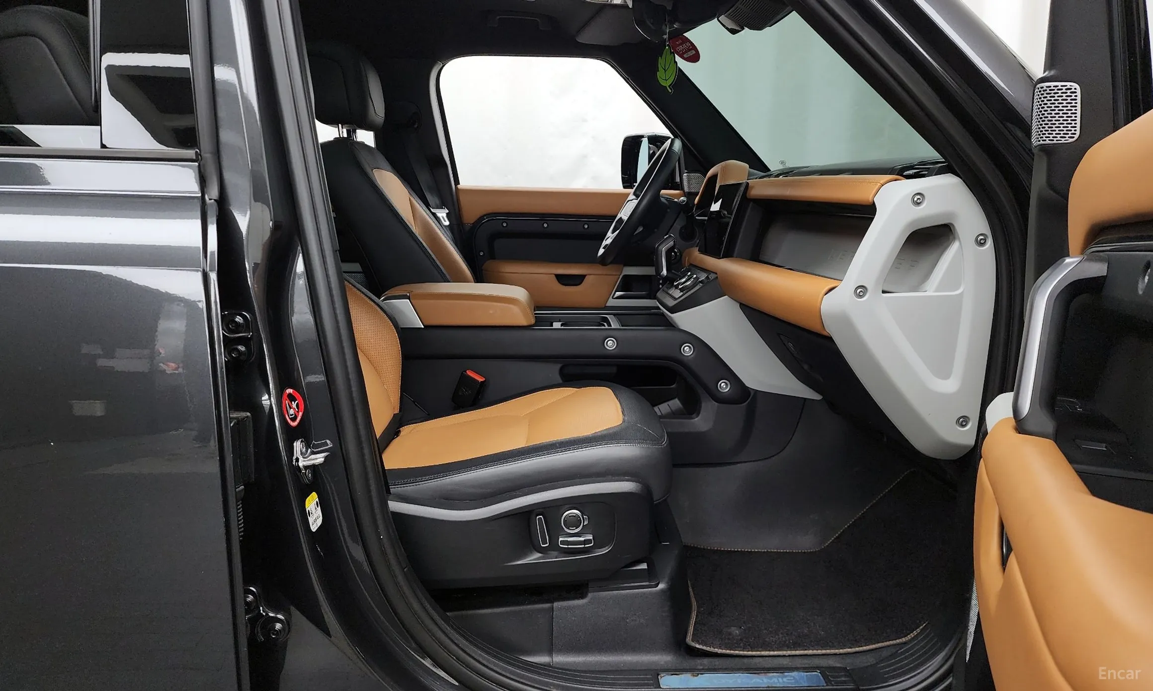 Land Rover Defender (L663) превью 11
