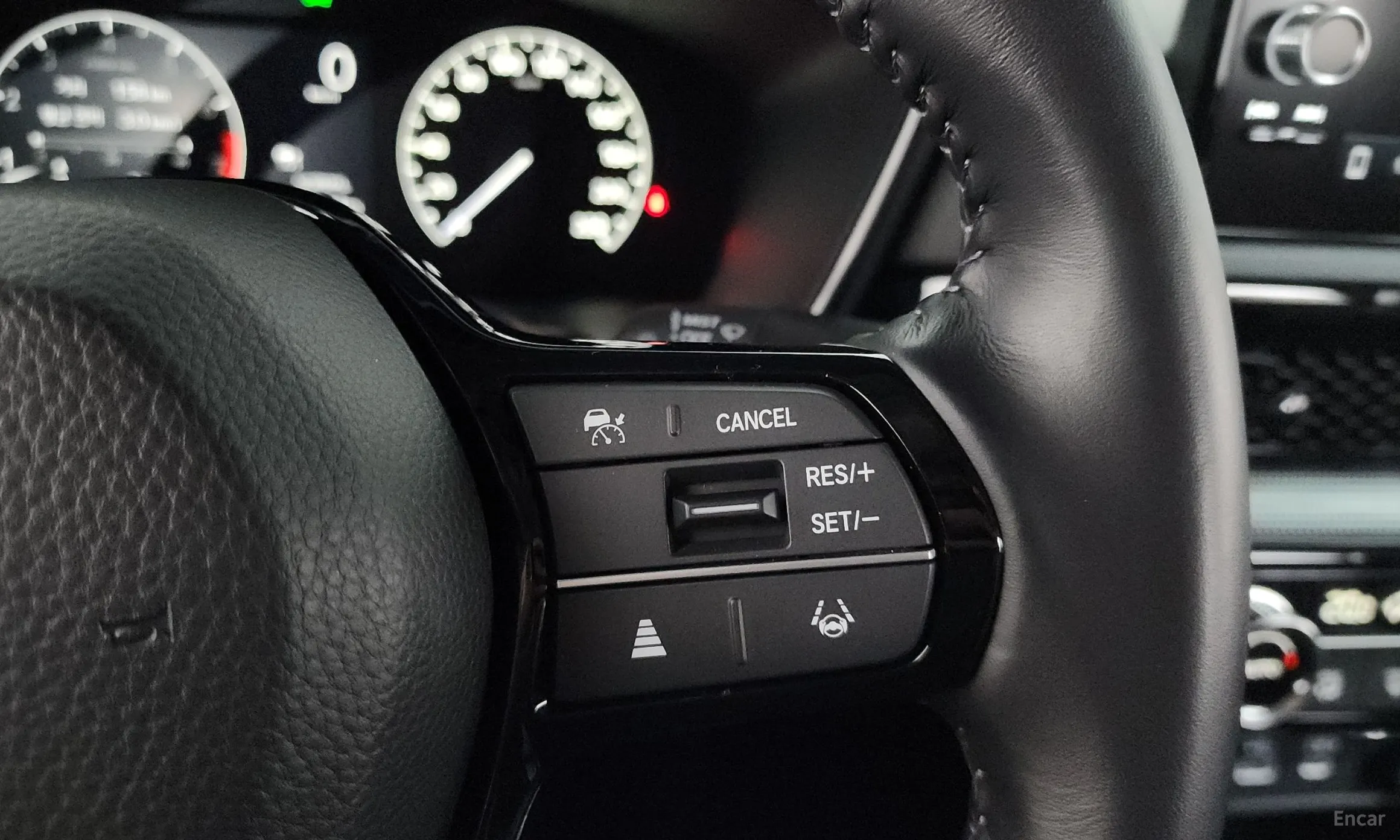 Honda CR-V 6th Generation превью 14