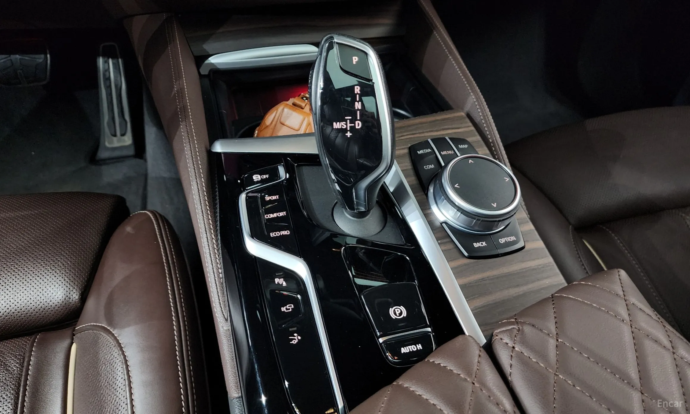 BMW 6-Series GT (G32) превью 9