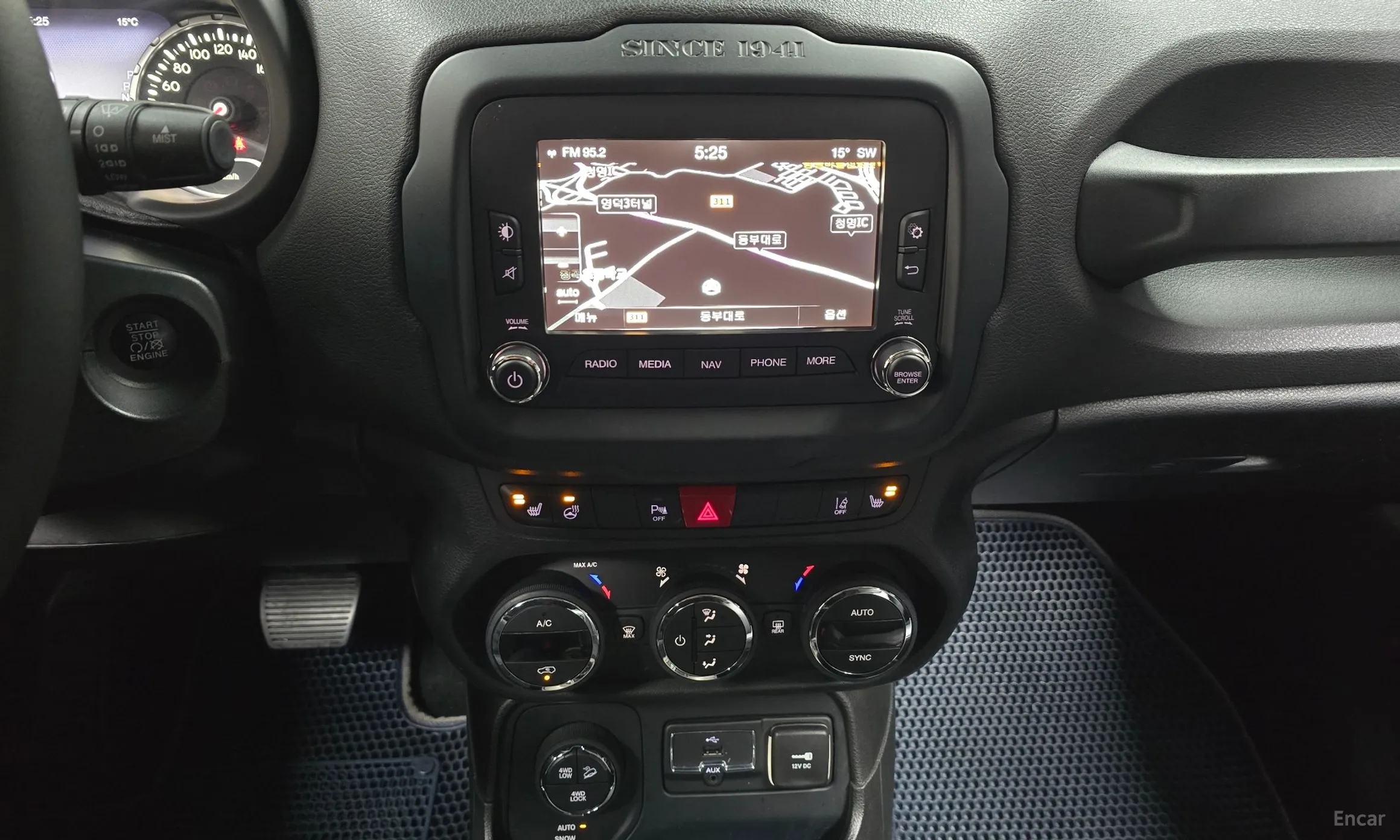 Jeep Renegade превью 14
