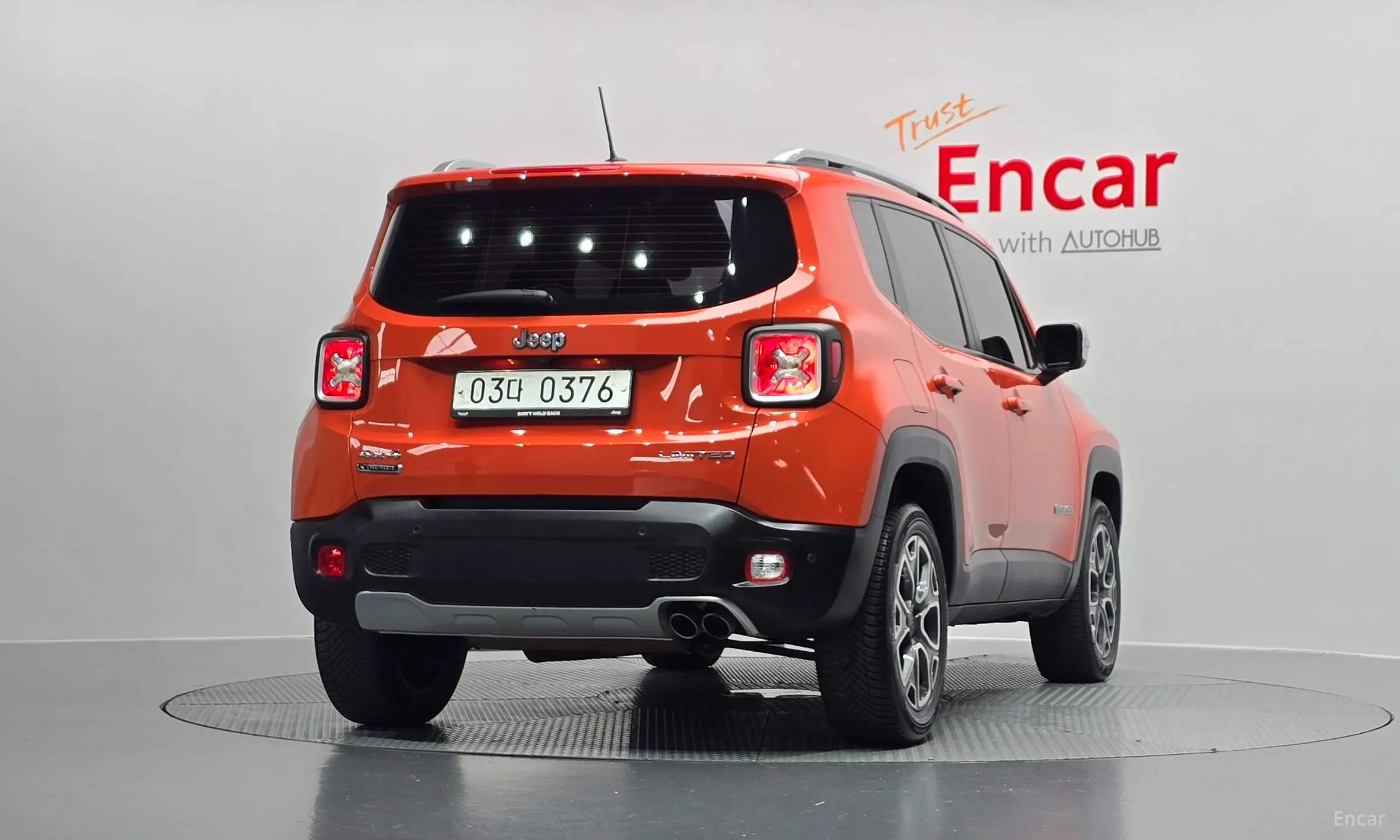 Jeep Renegade превью 4