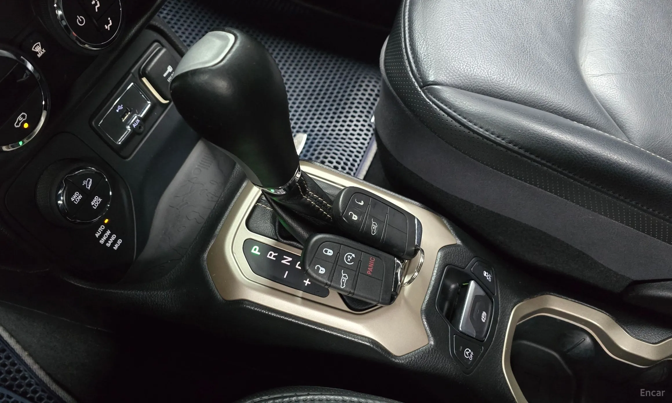 Jeep Renegade превью 9