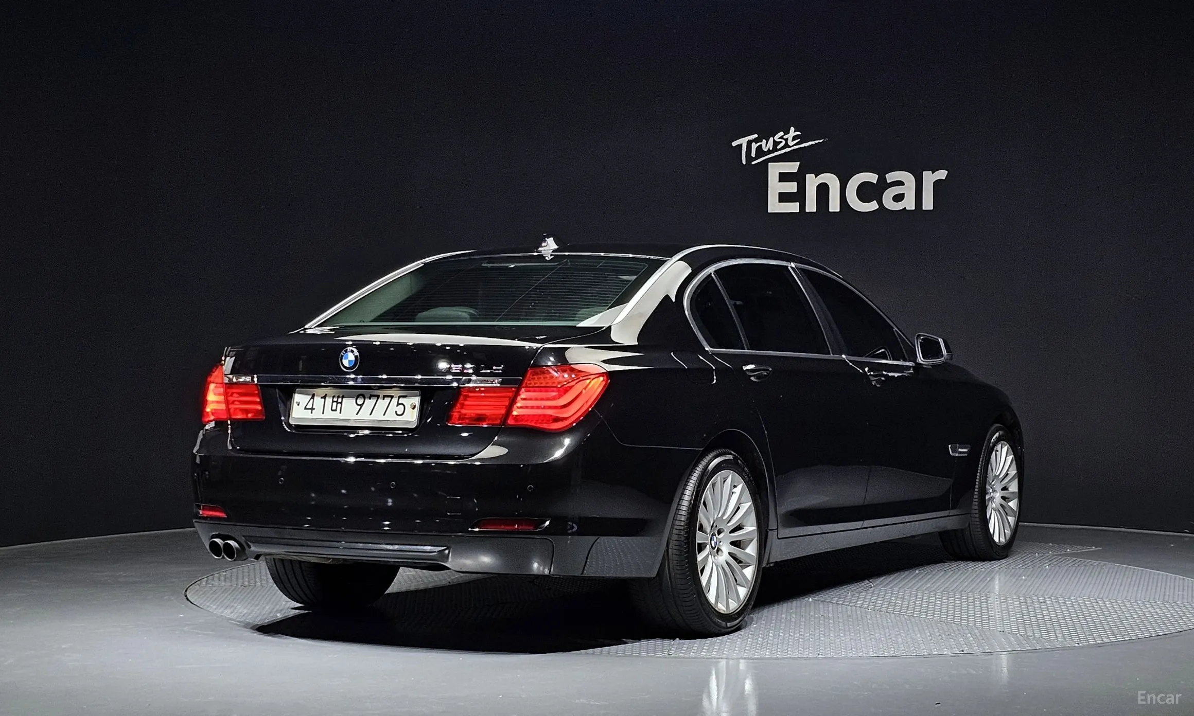 BMW 7 Series (F01) превью 2
