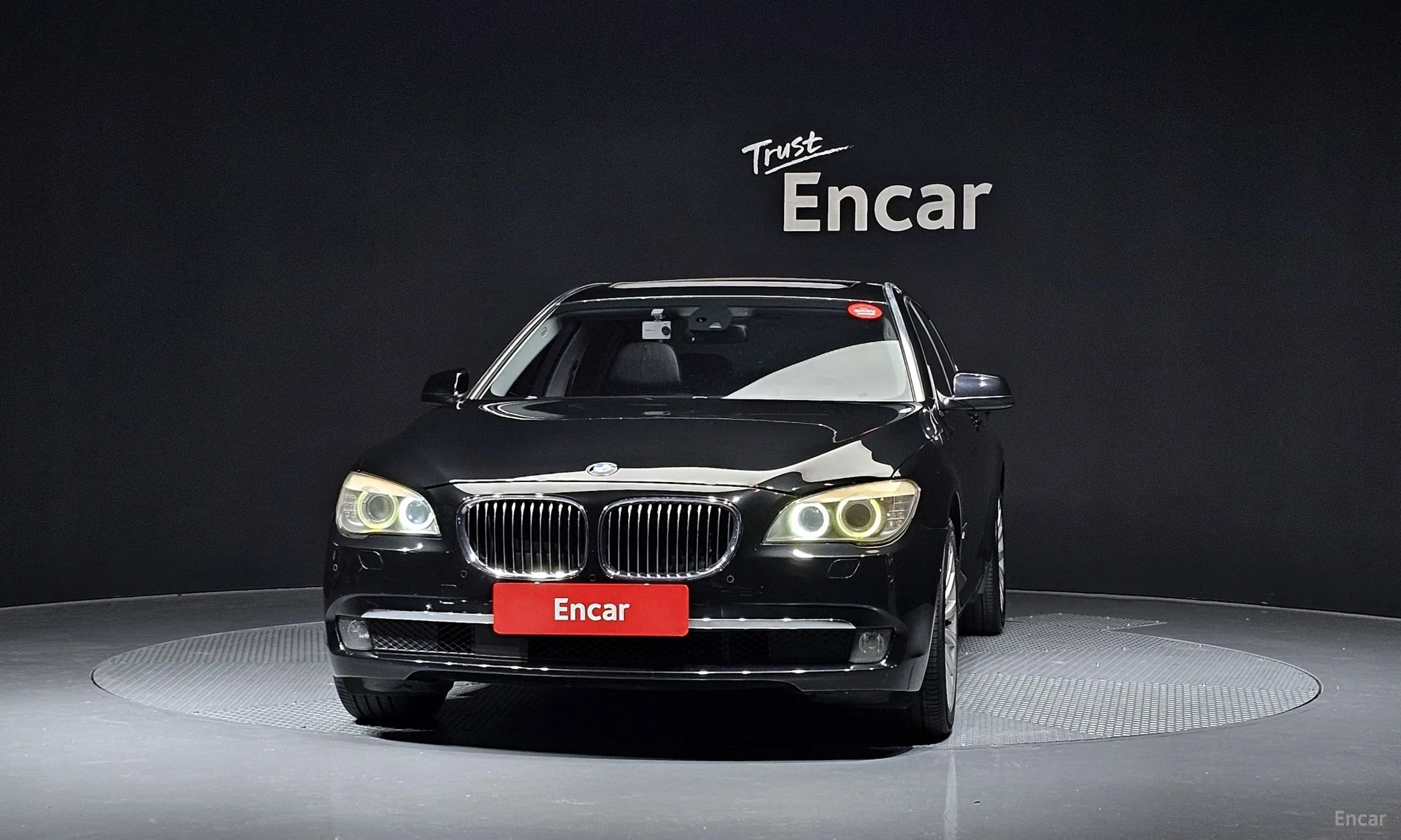 BMW 7 Series (F01) превью 3