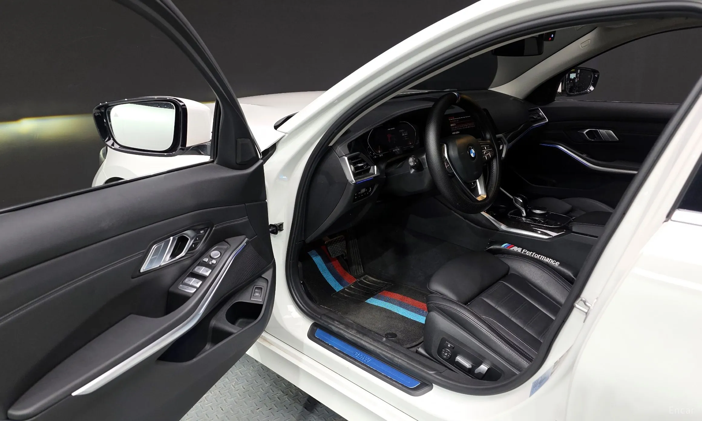 BMW 3 Series (G20) превью 10