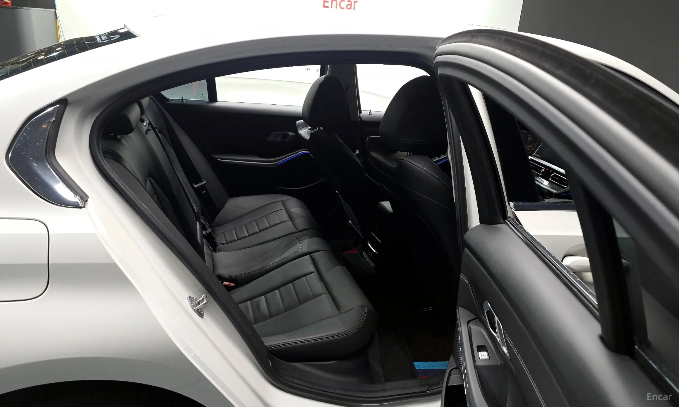BMW 3 Series (G20) превью 12