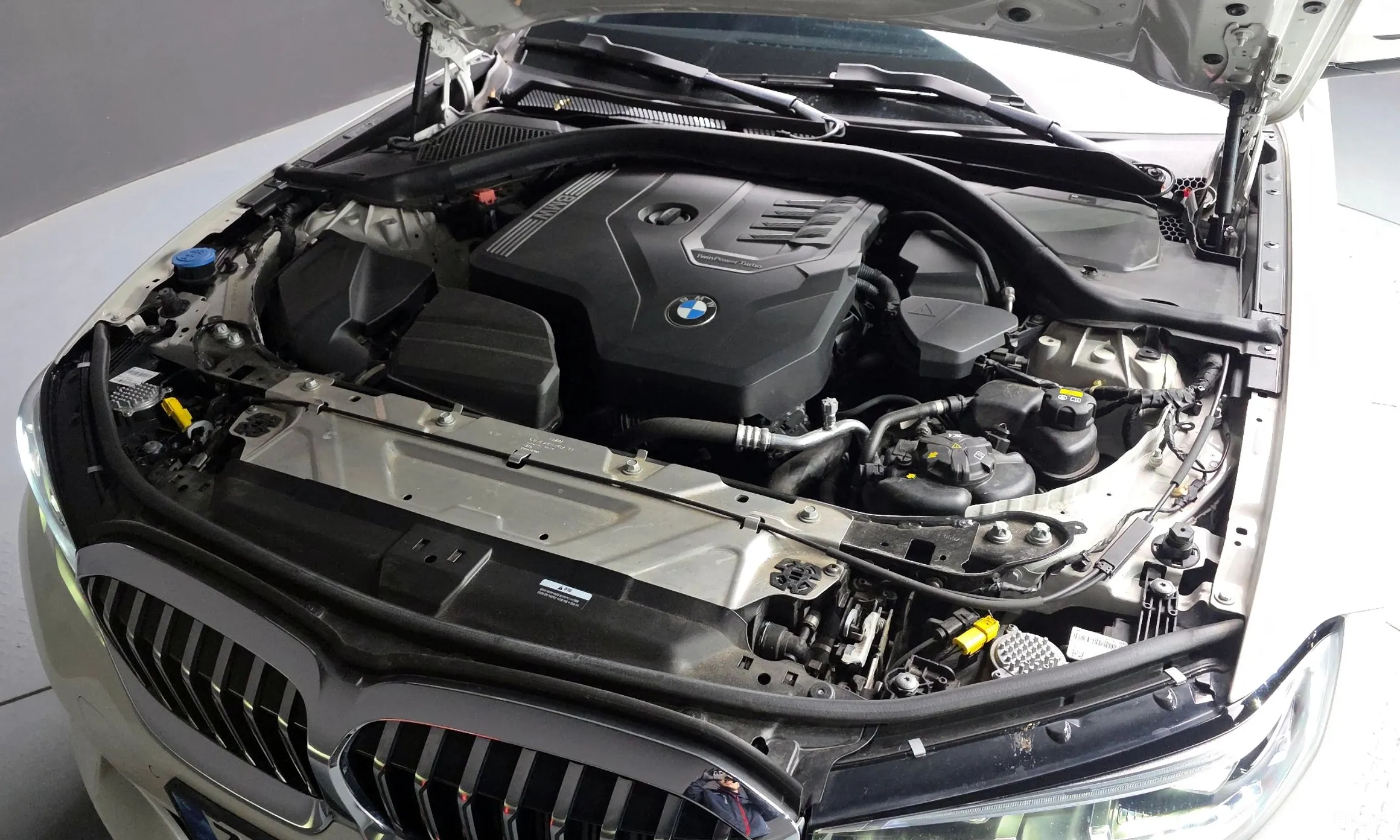 BMW 3 Series (G20) превью 6