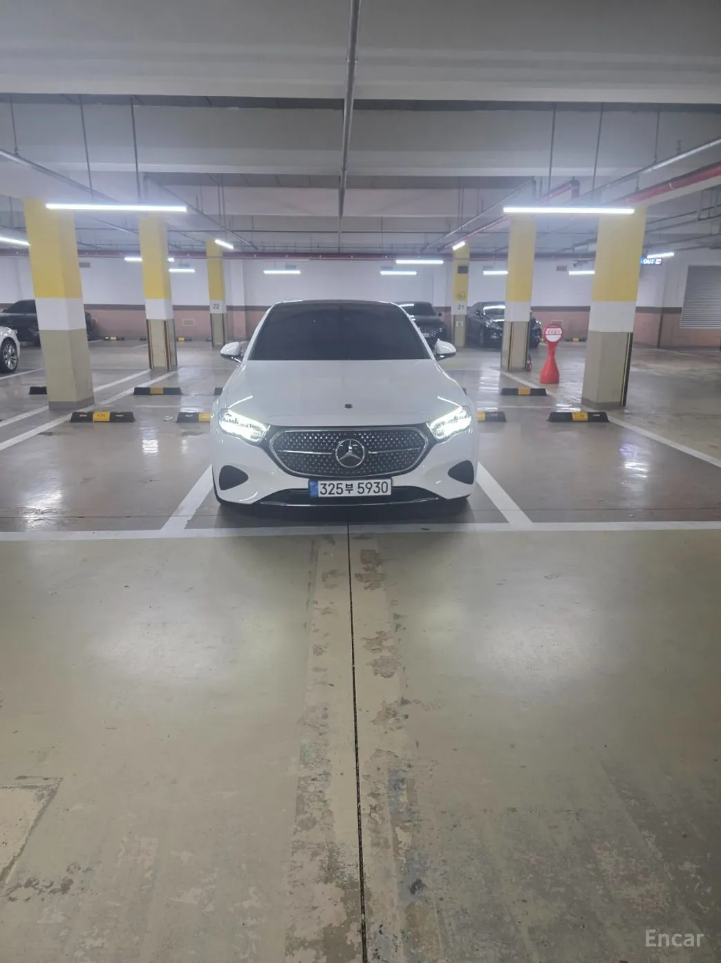 E-Class W214