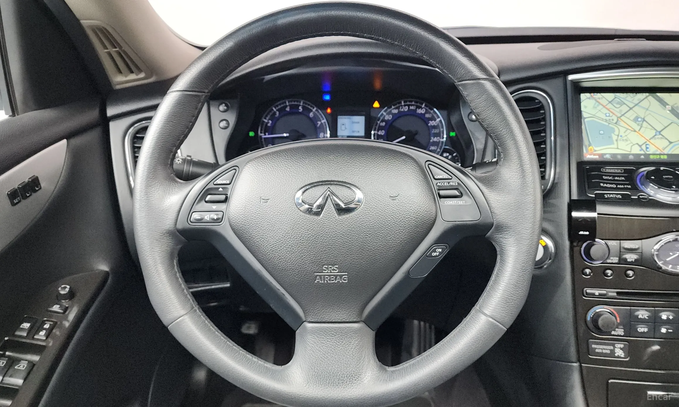 Infiniti QX50 превью 13