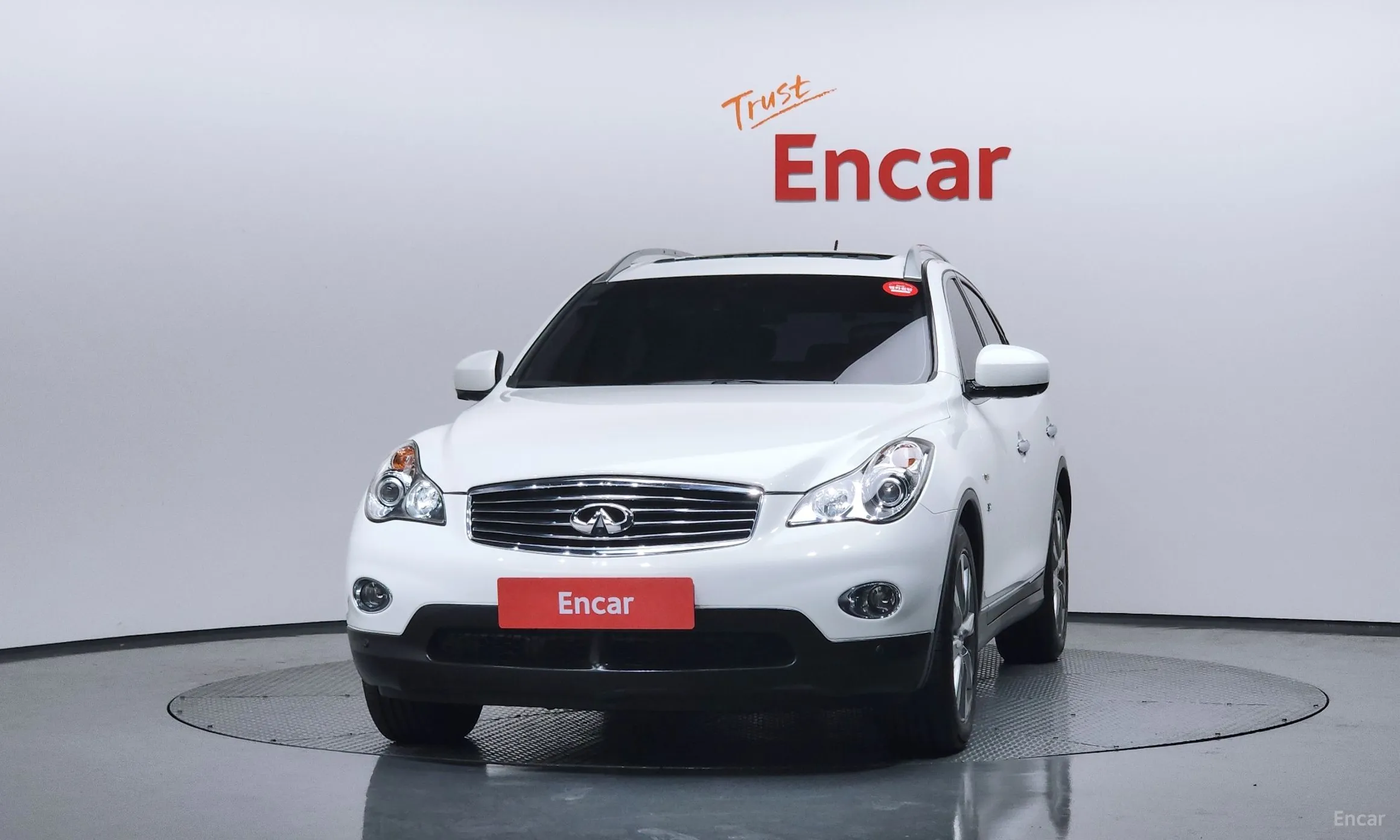 Infiniti QX50 превью 3
