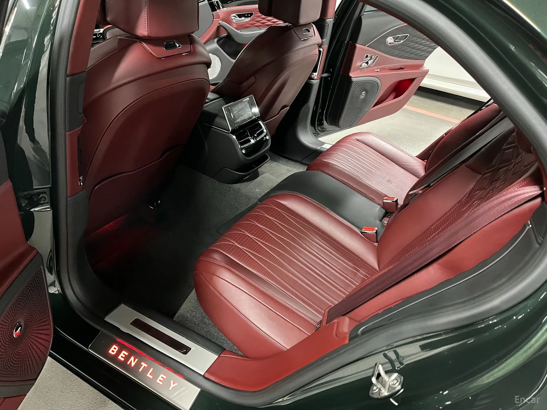 Bentley Flying Spur 3rd Generation превью 8