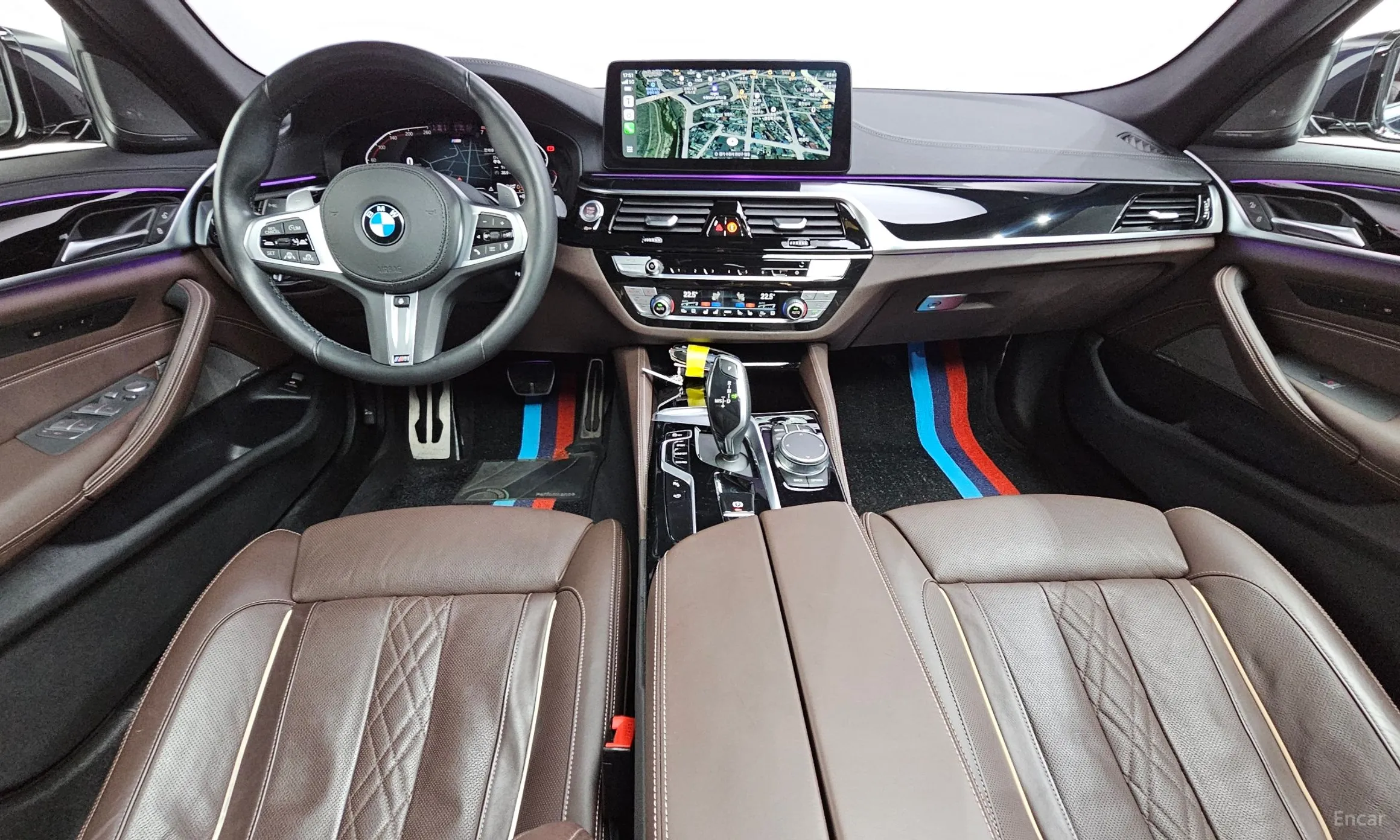 BMW 5 Series (G30) превью 7