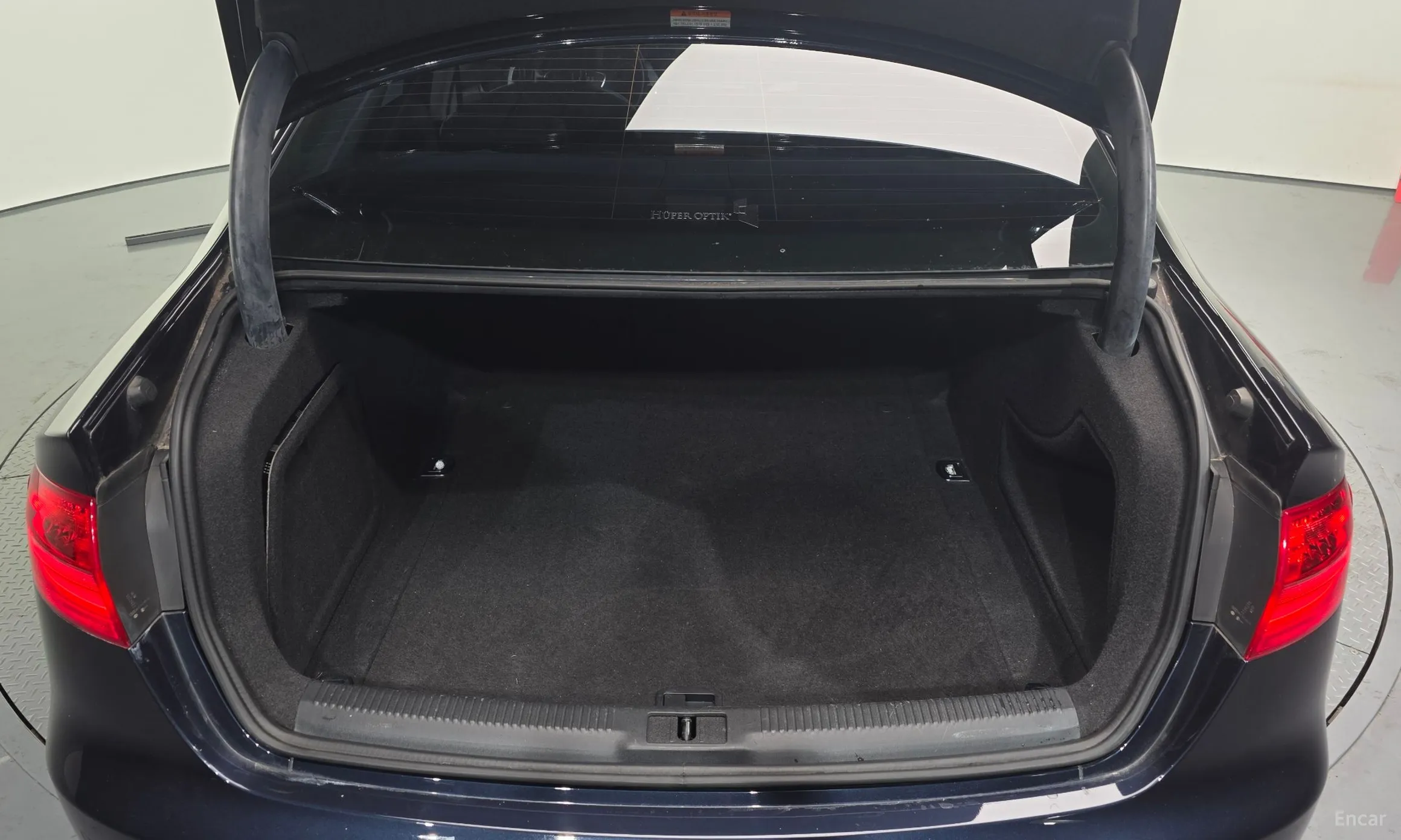 Audi New A4 превью 20