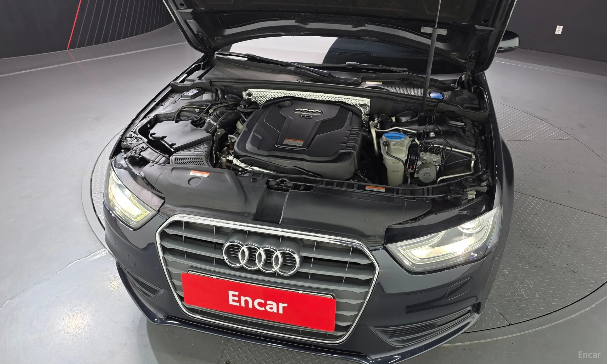 Audi New A4 превью 6