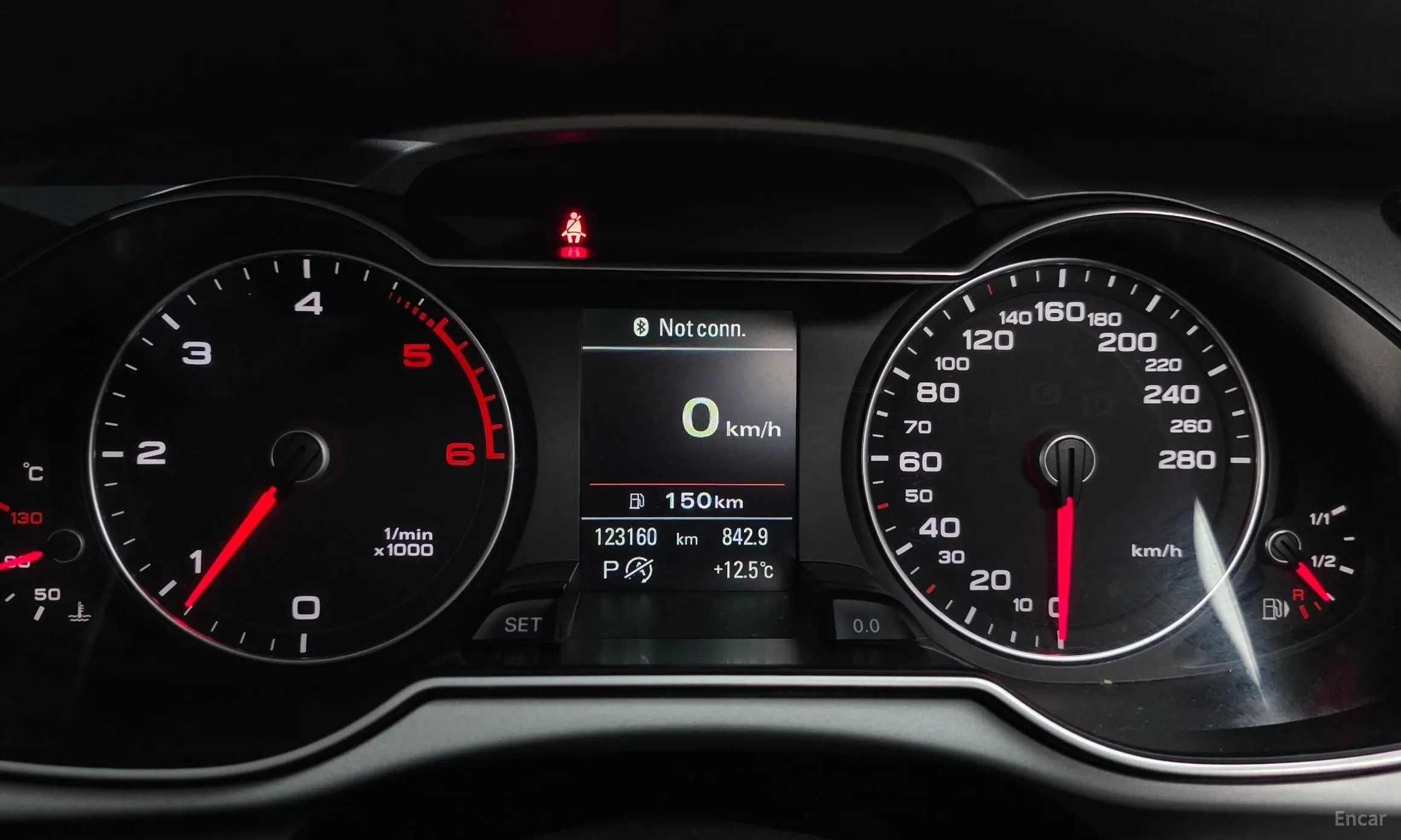 Audi New A4 превью 8