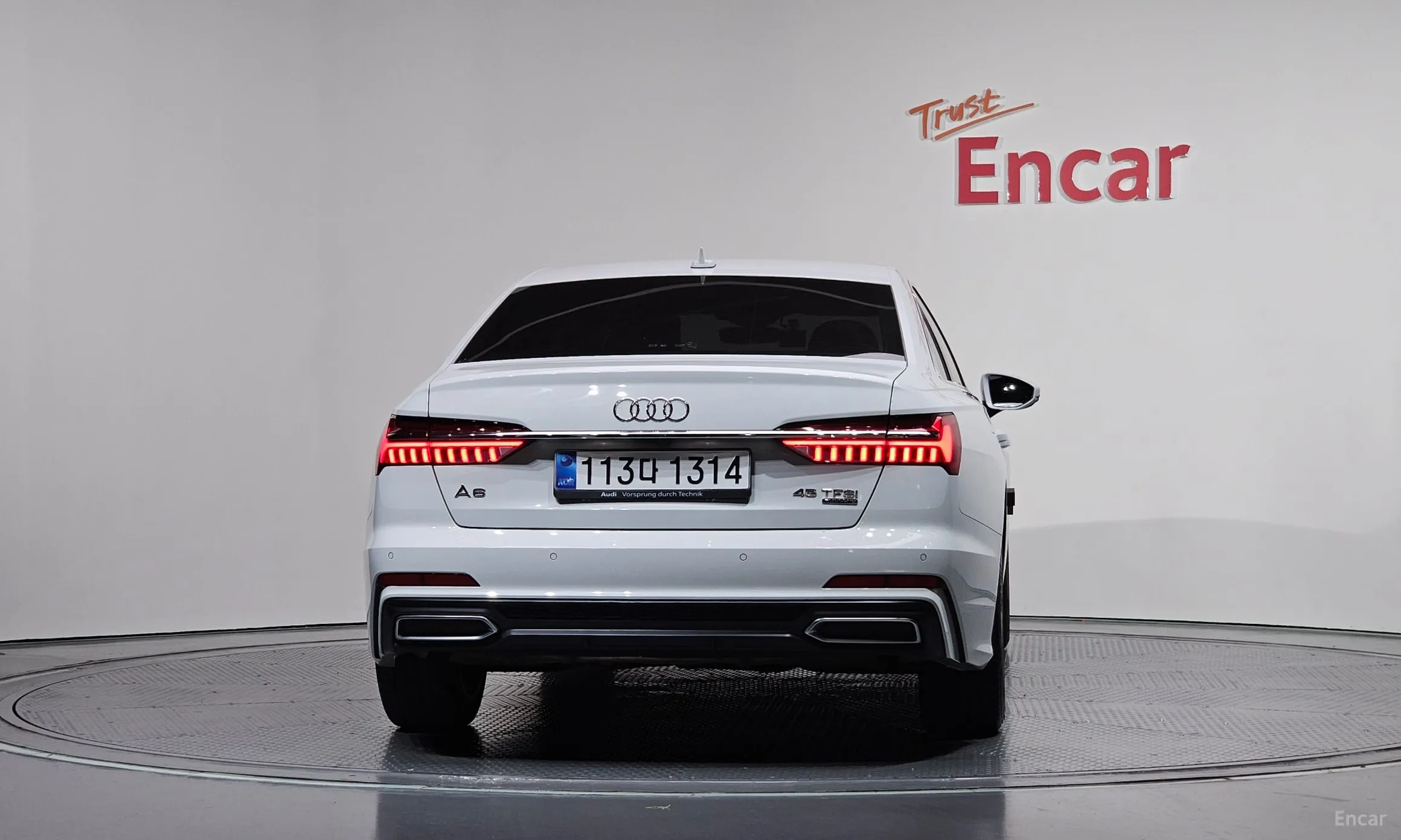 Audi A6 (C8) превью 4