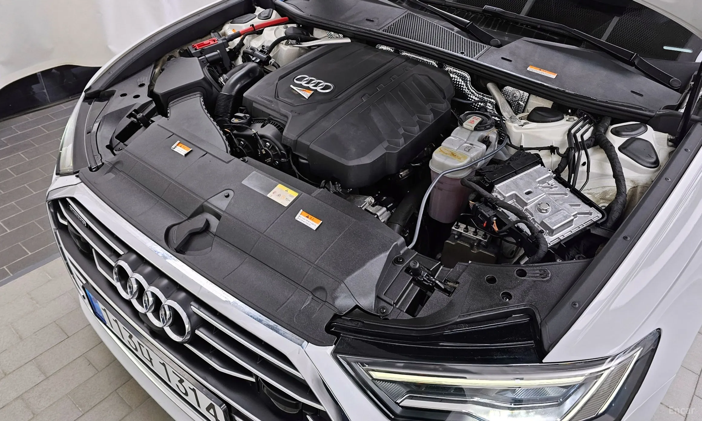 Audi A6 (C8) превью 6