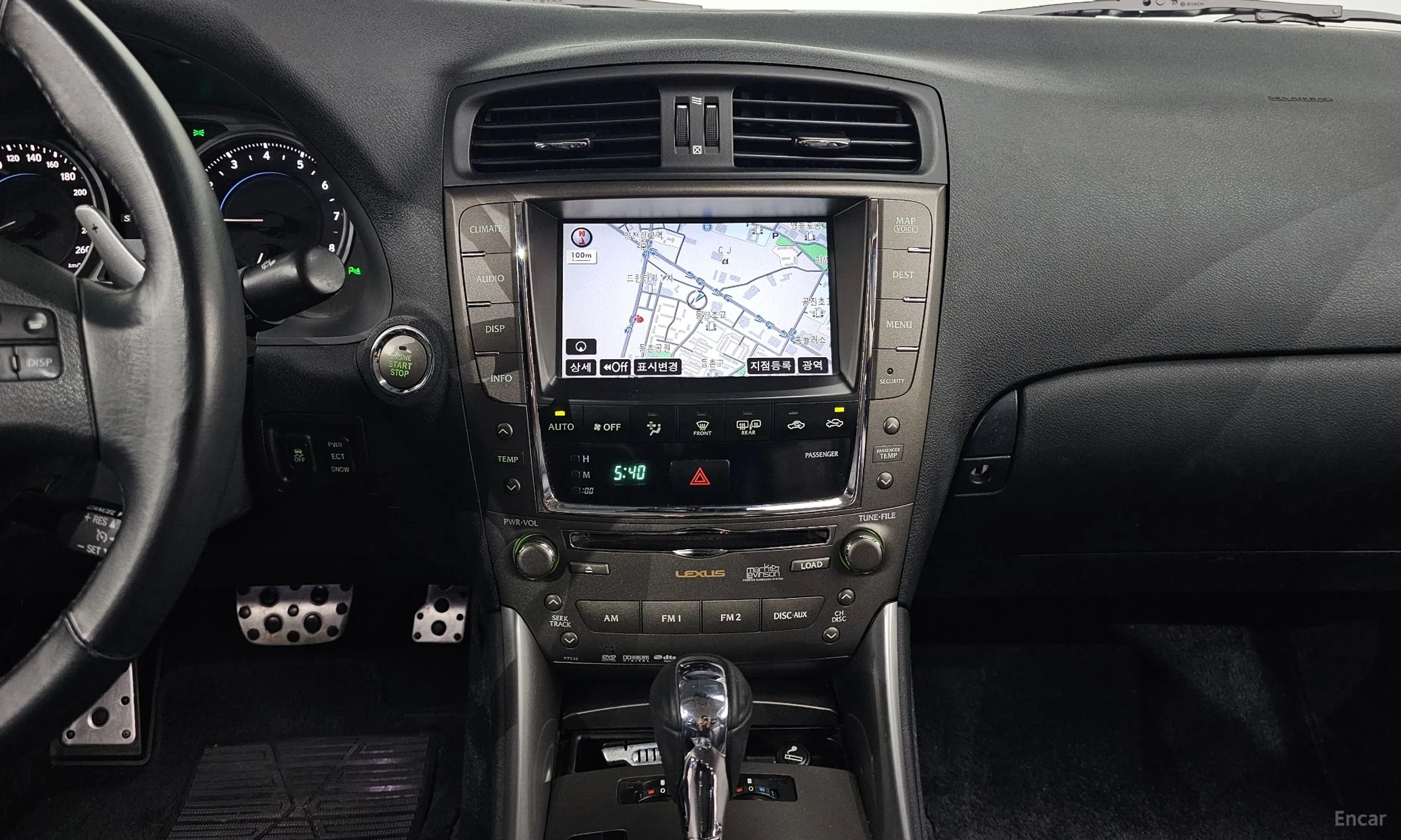 Lexus IS250 превью 14