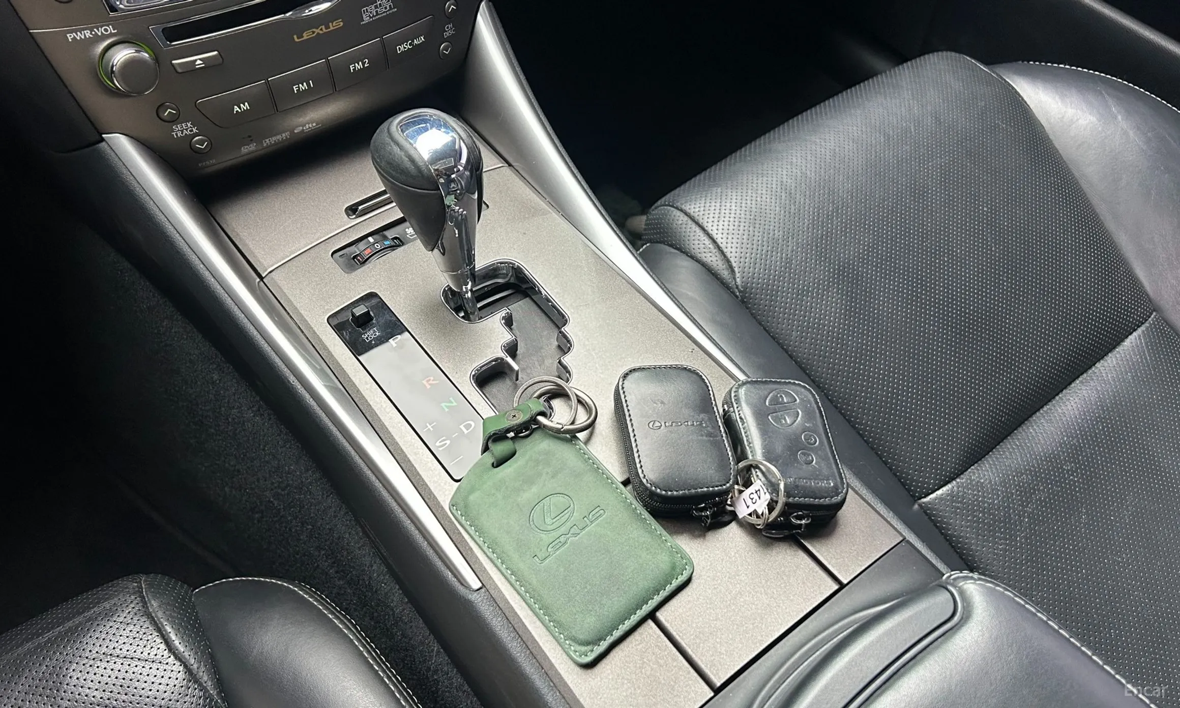 Lexus IS250 превью 9