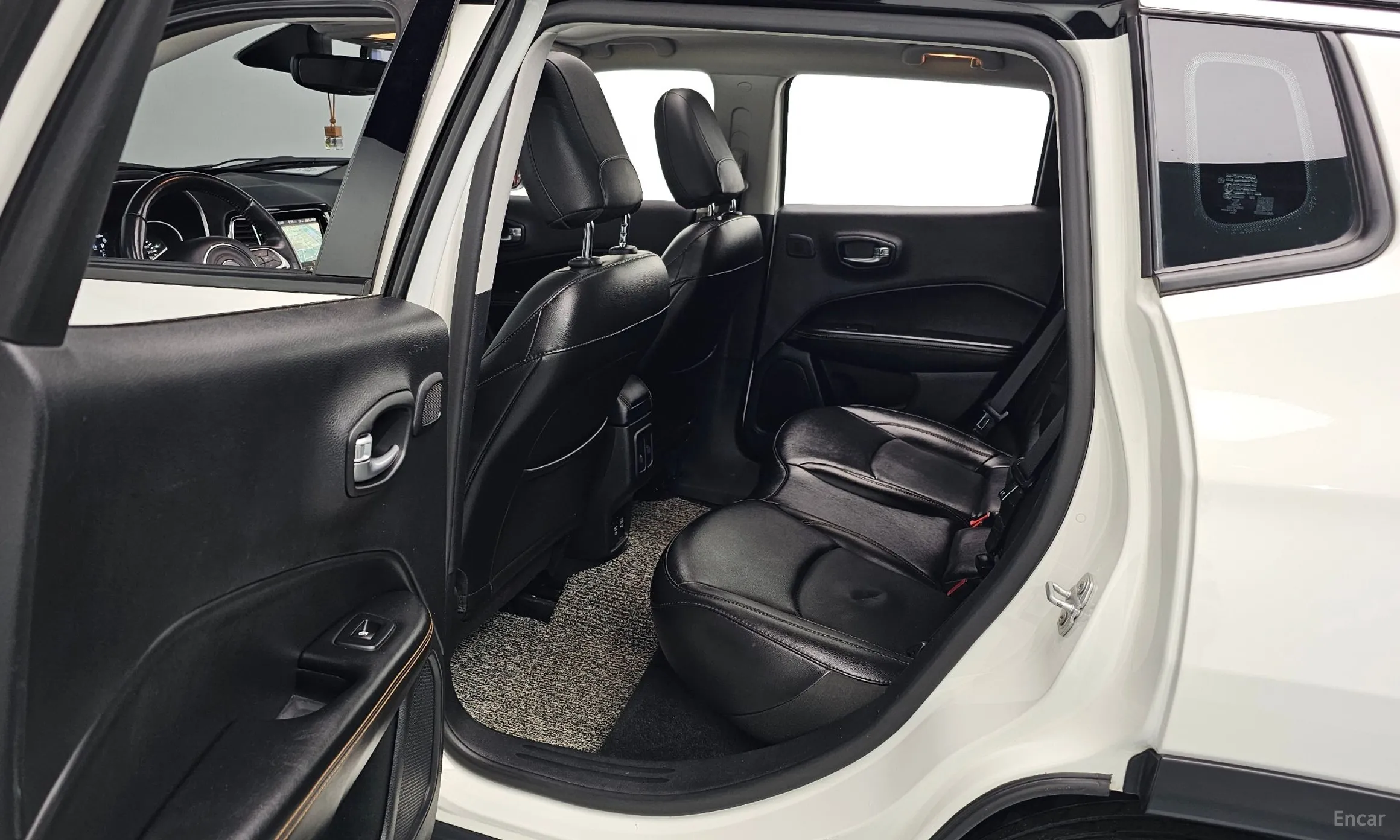 Jeep Compass 2nd Generation превью 12