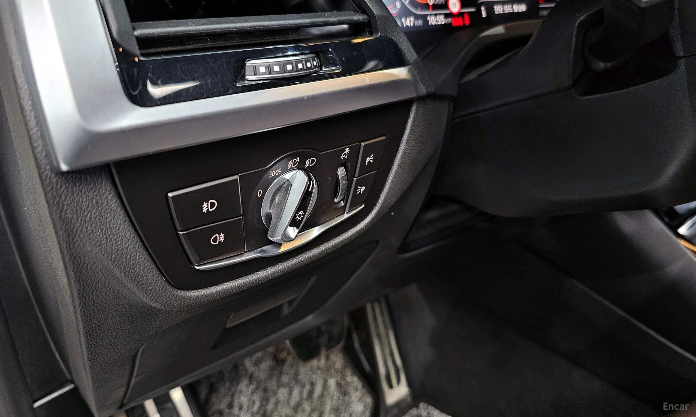 BMW X3 (G01) превью 16