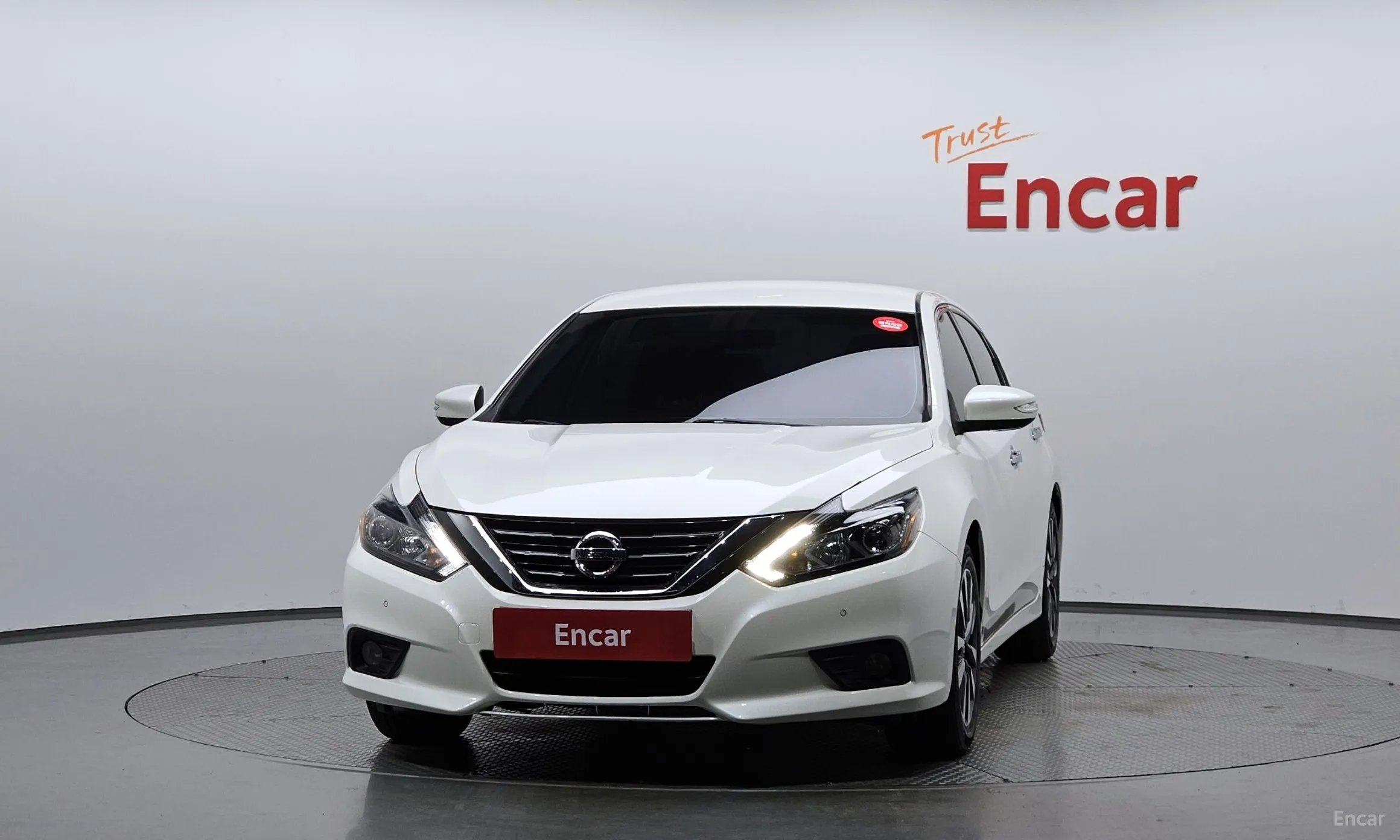 Nissan Altima превью 3