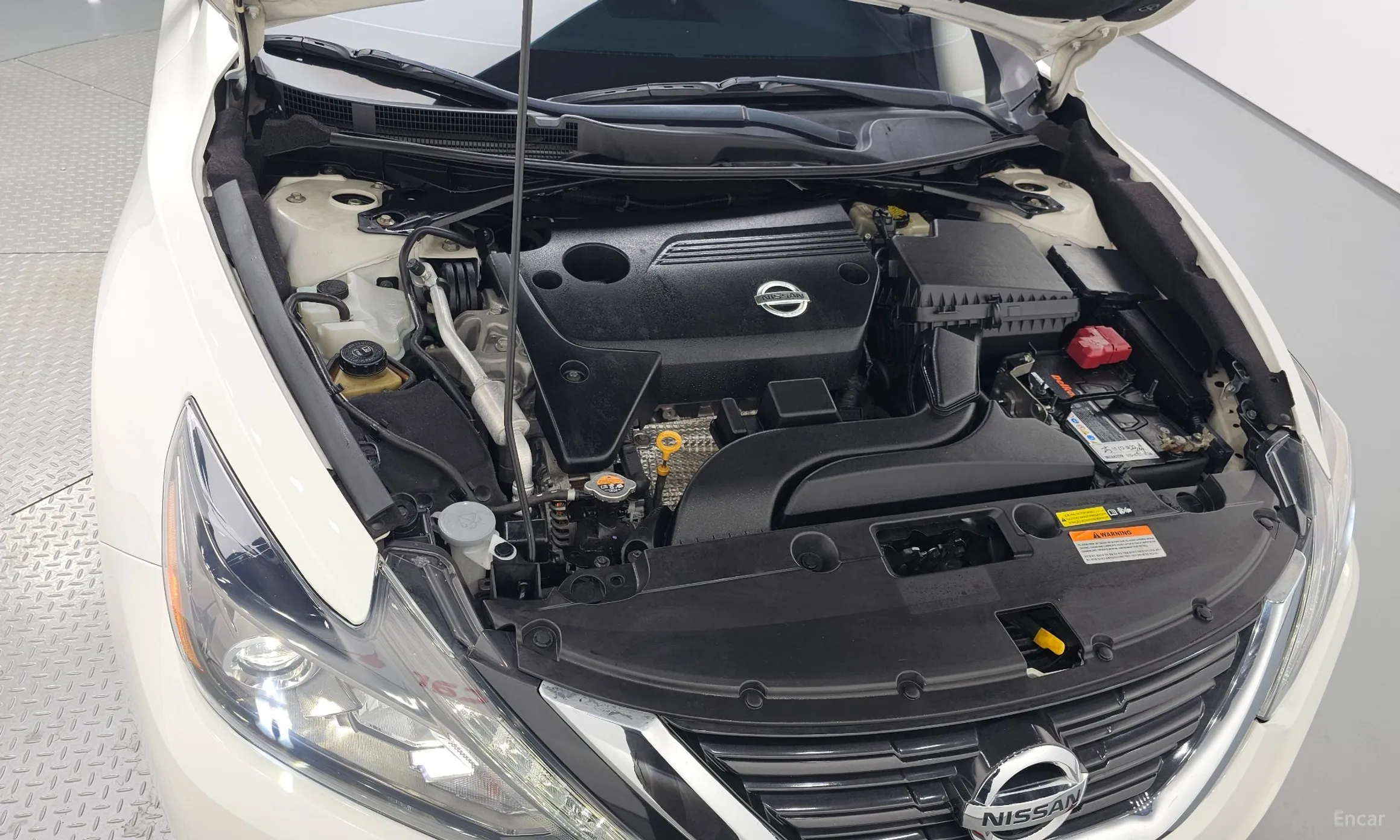 Nissan Altima превью 6