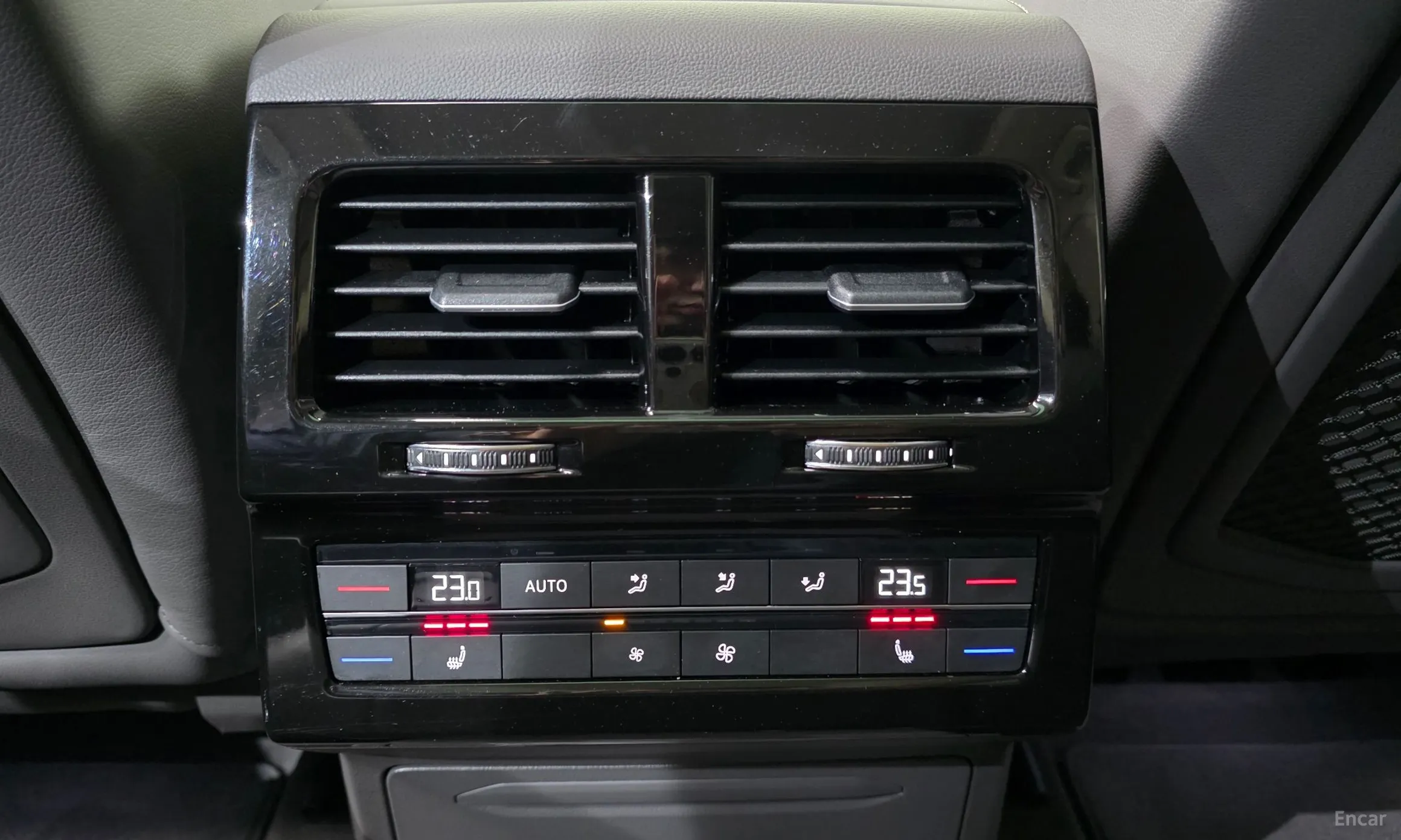 Volkswagen Touareg 3rd Generation превью 18
