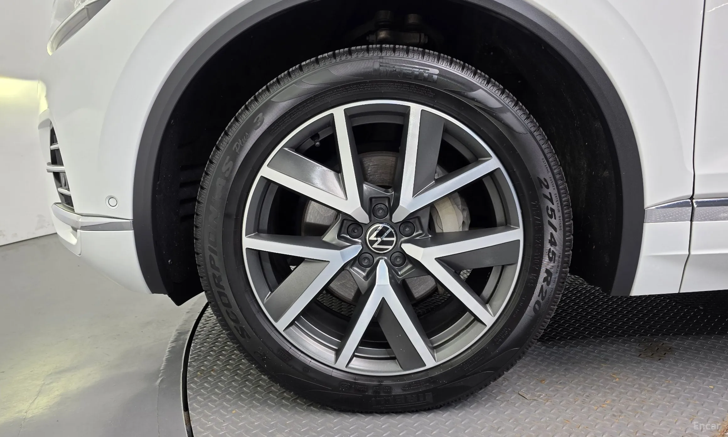 Volkswagen Touareg 3rd Generation превью 5