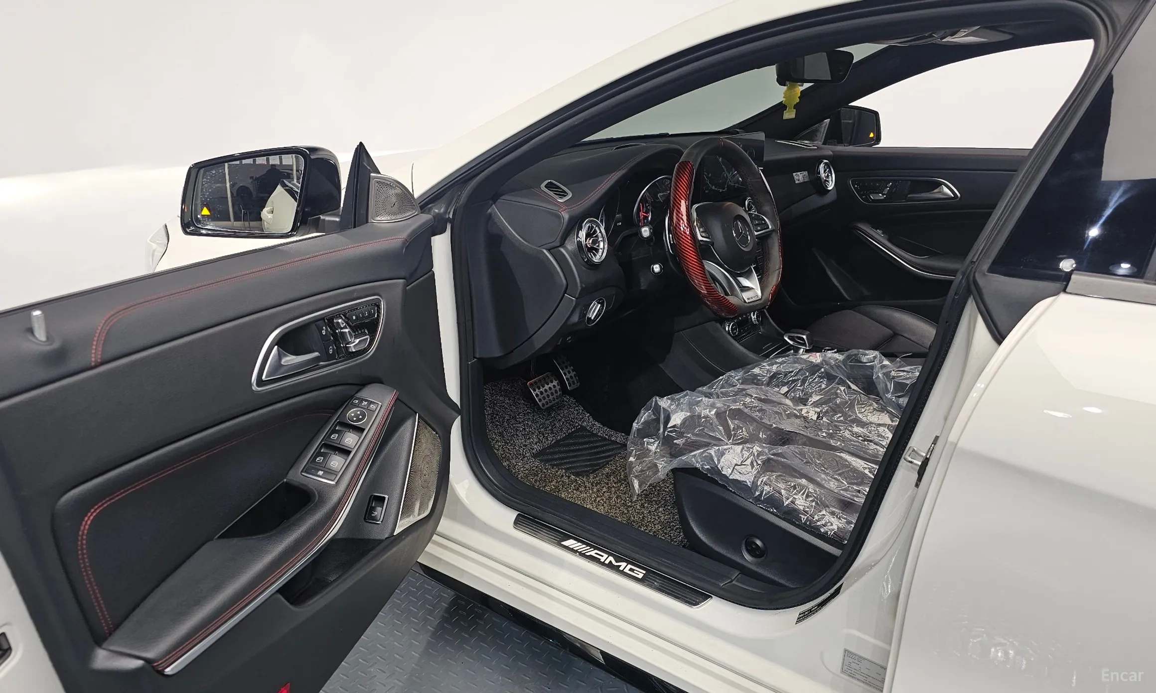 Mercedes Benz CLA-Class C117 превью 10
