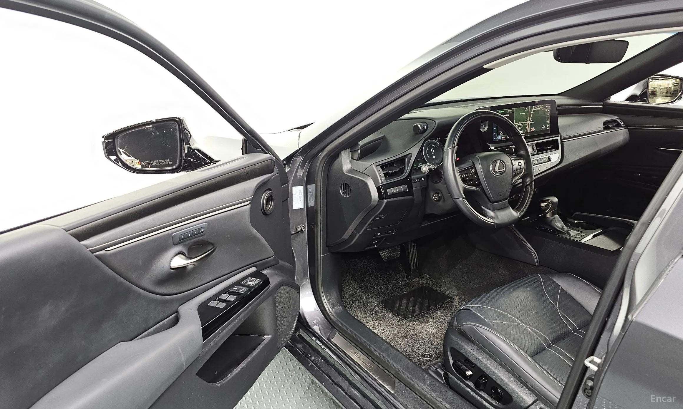 Lexus ES300h 7th Generation превью 10
